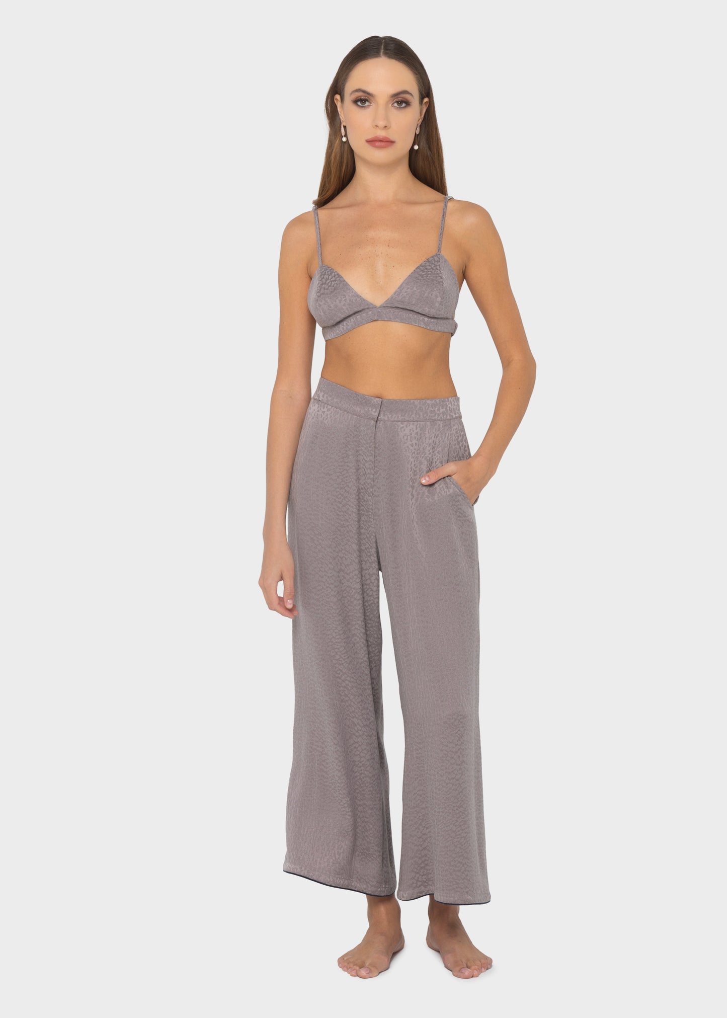 Dove Grace Cropped Trousers-niLuu