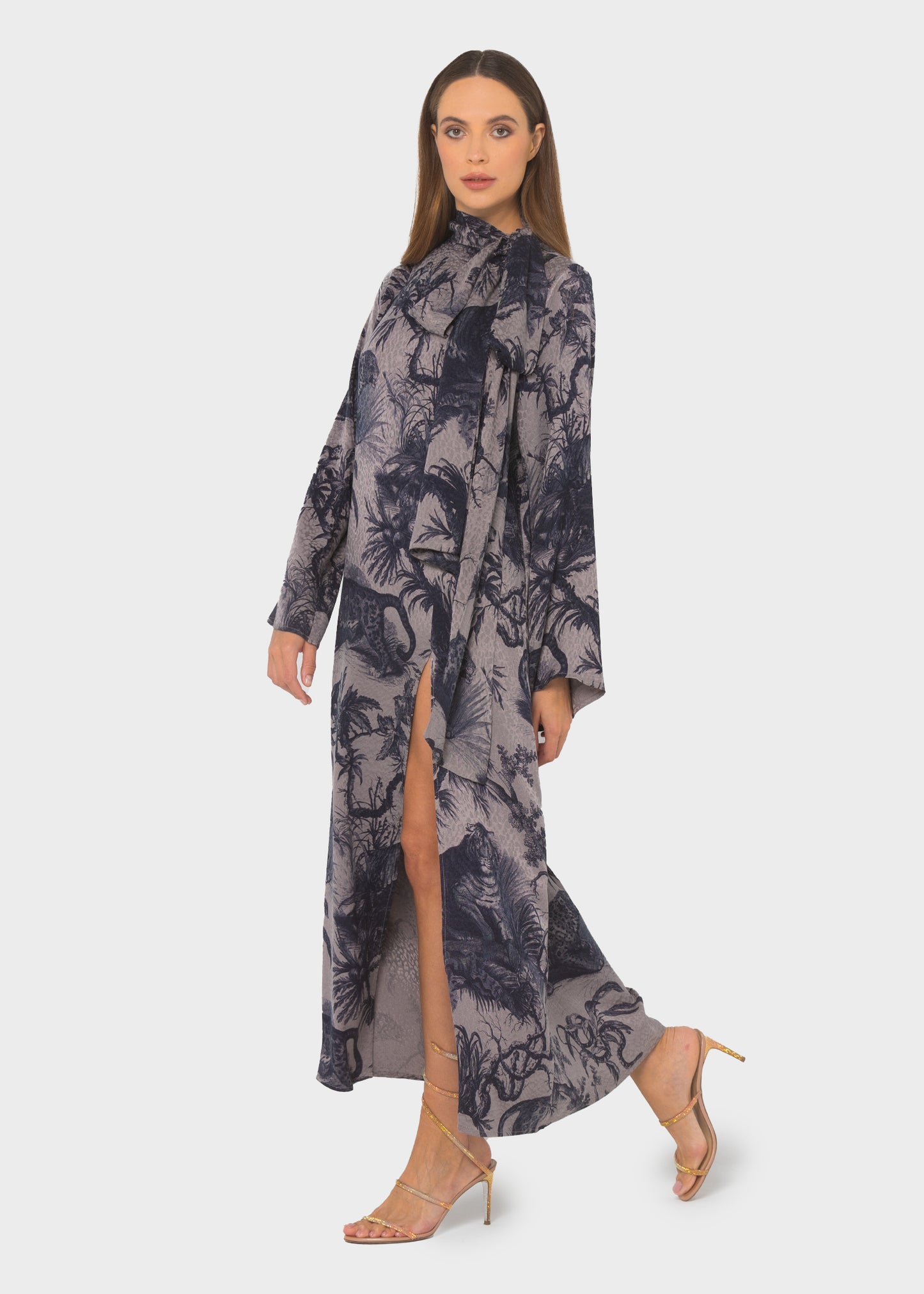 Jovi Grace Pussy-Bow Maxi Dress-niLuu