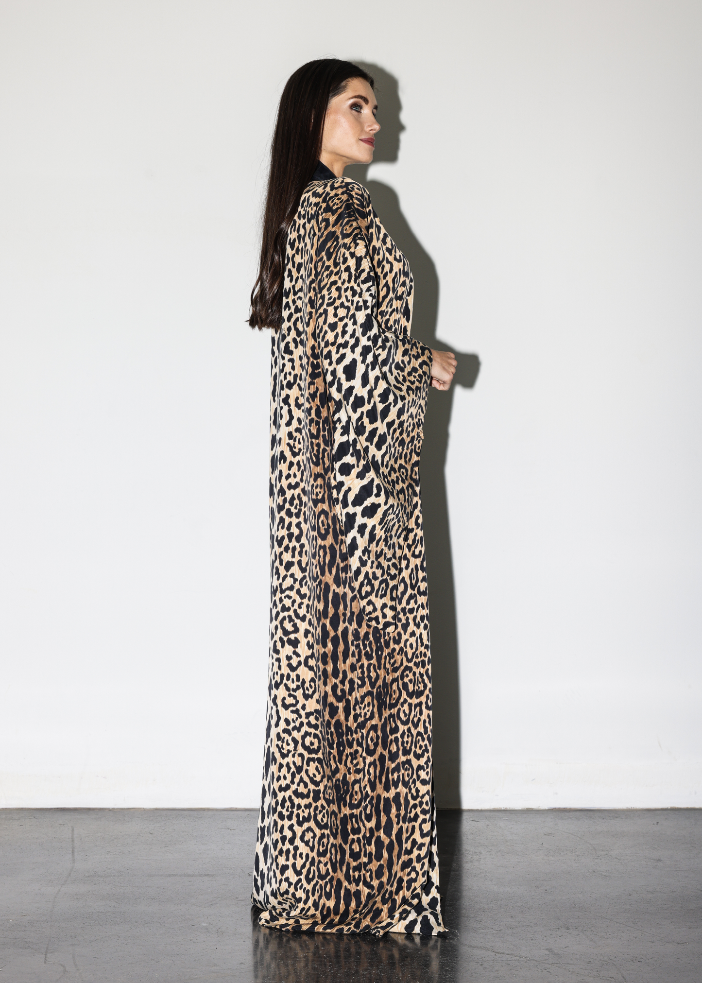 Leo Wildesse Anya Oriental Kimono-niLuu