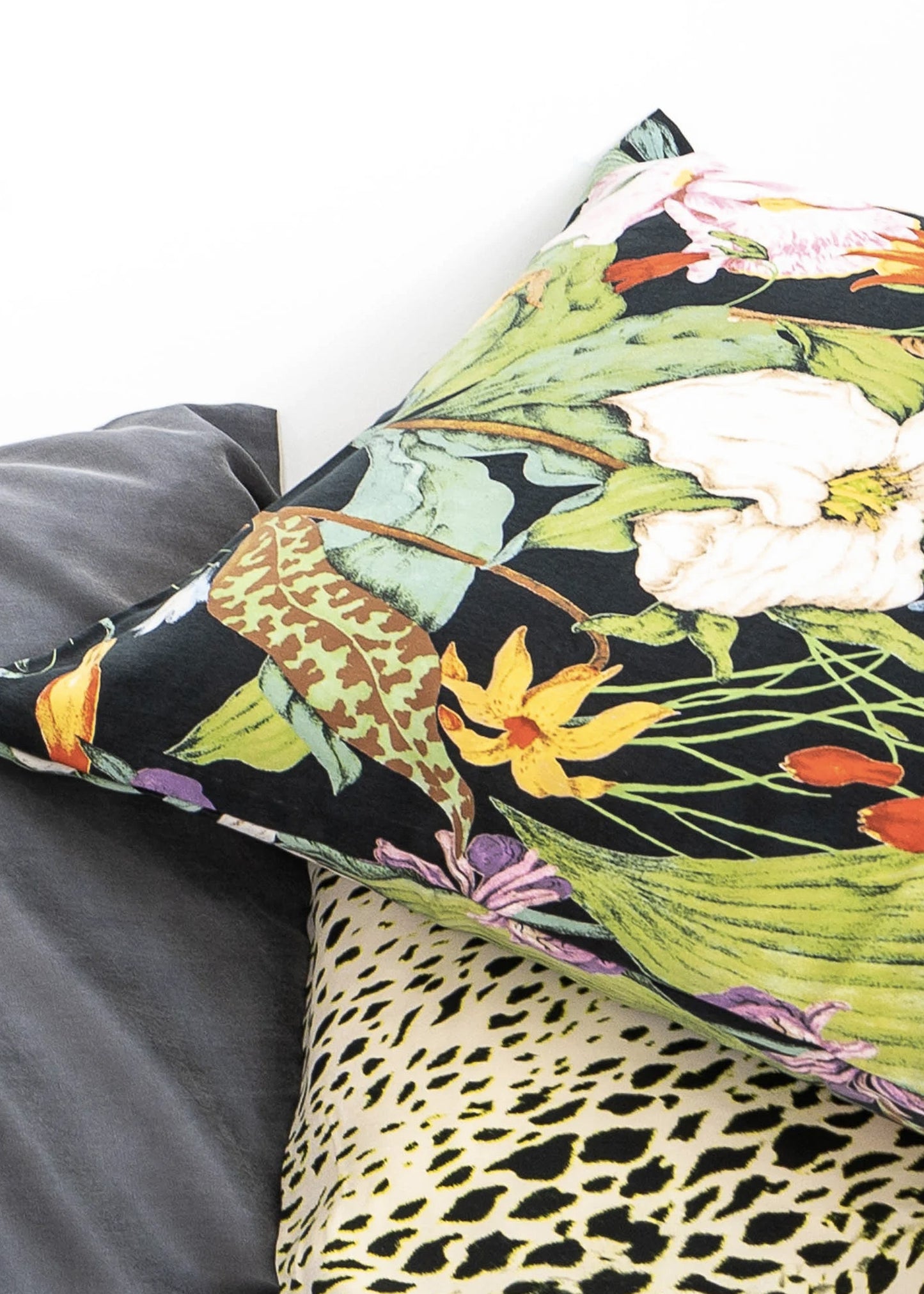 Monroe Pillowcase-niLuu
