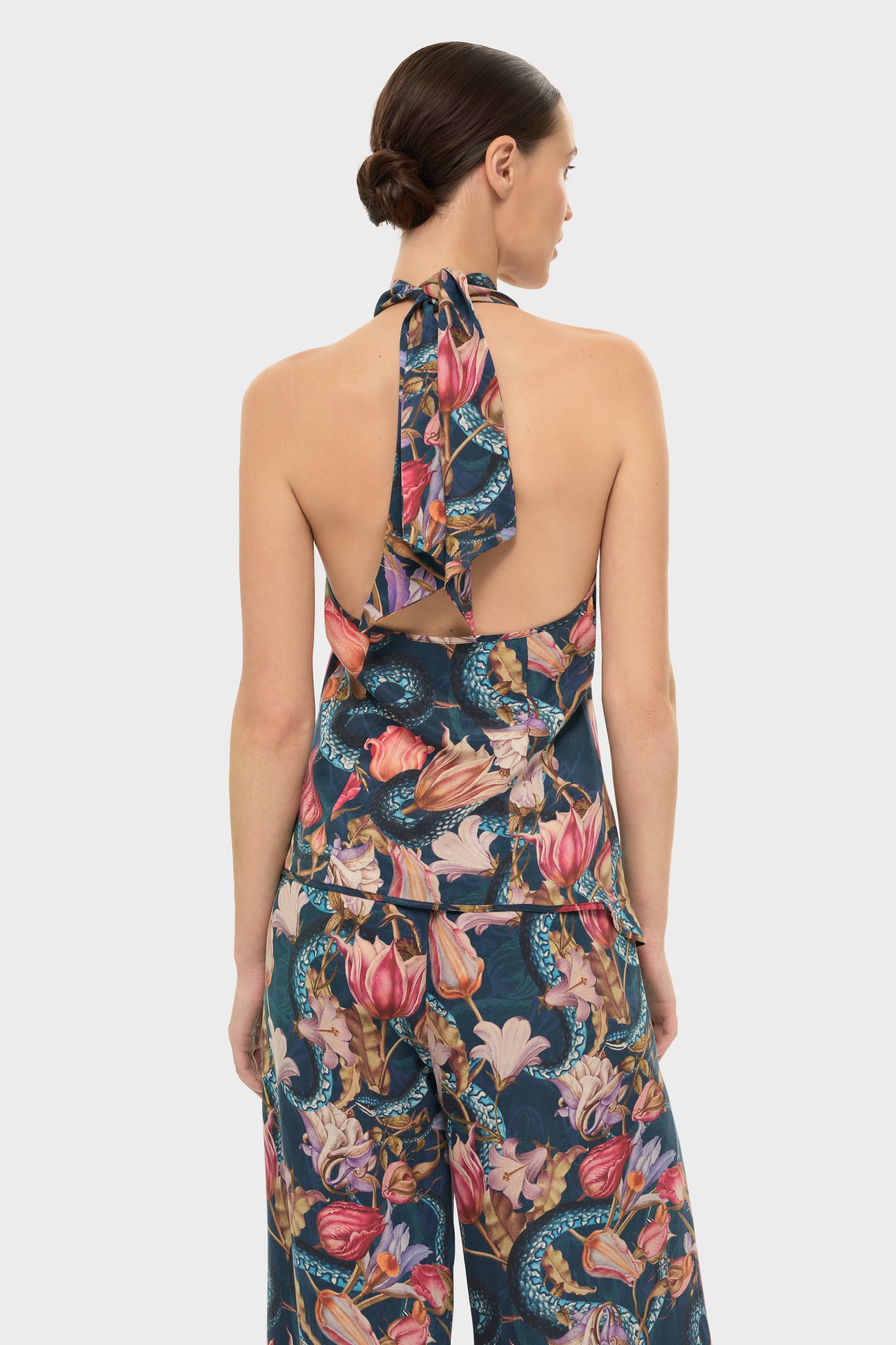 Jackson AquaFlora Cross Halter Top-niLuu