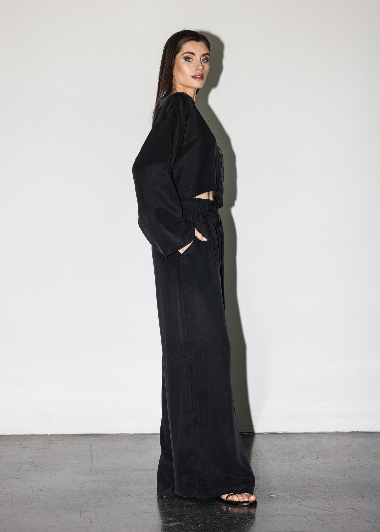 Noir Wildesse Lounge Pants-niLuu