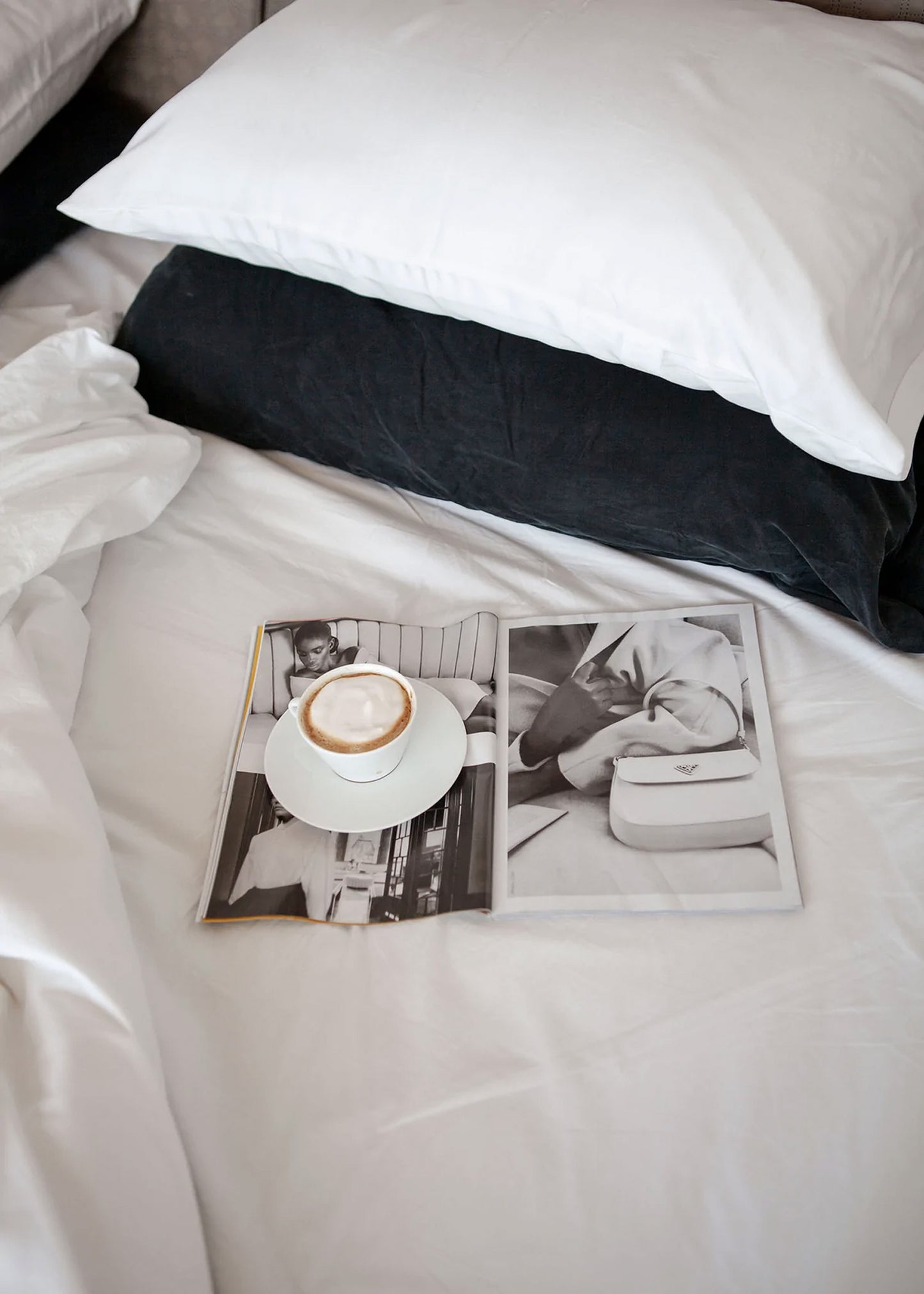 Pearl White Pillowcase-niLuu