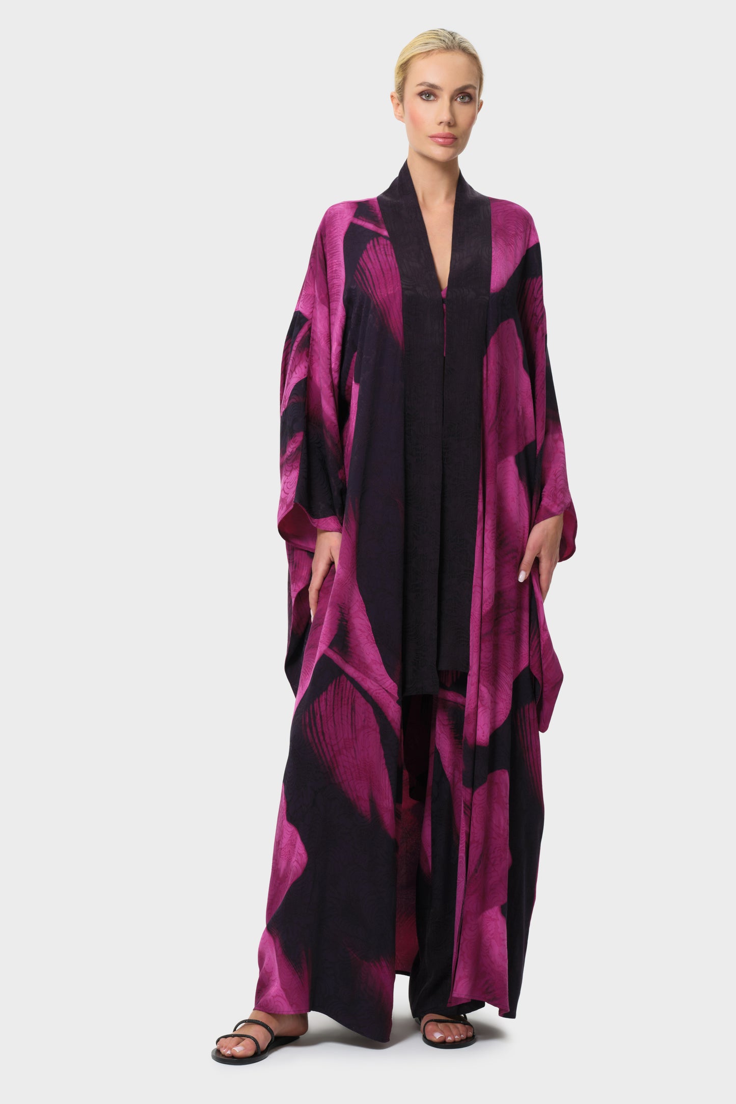 Sophia Anya Oriental Kimono