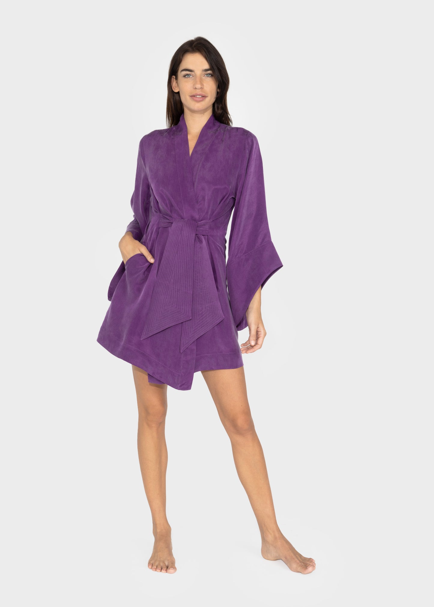 Violet Amara Mini Kimono Robe-niLuu