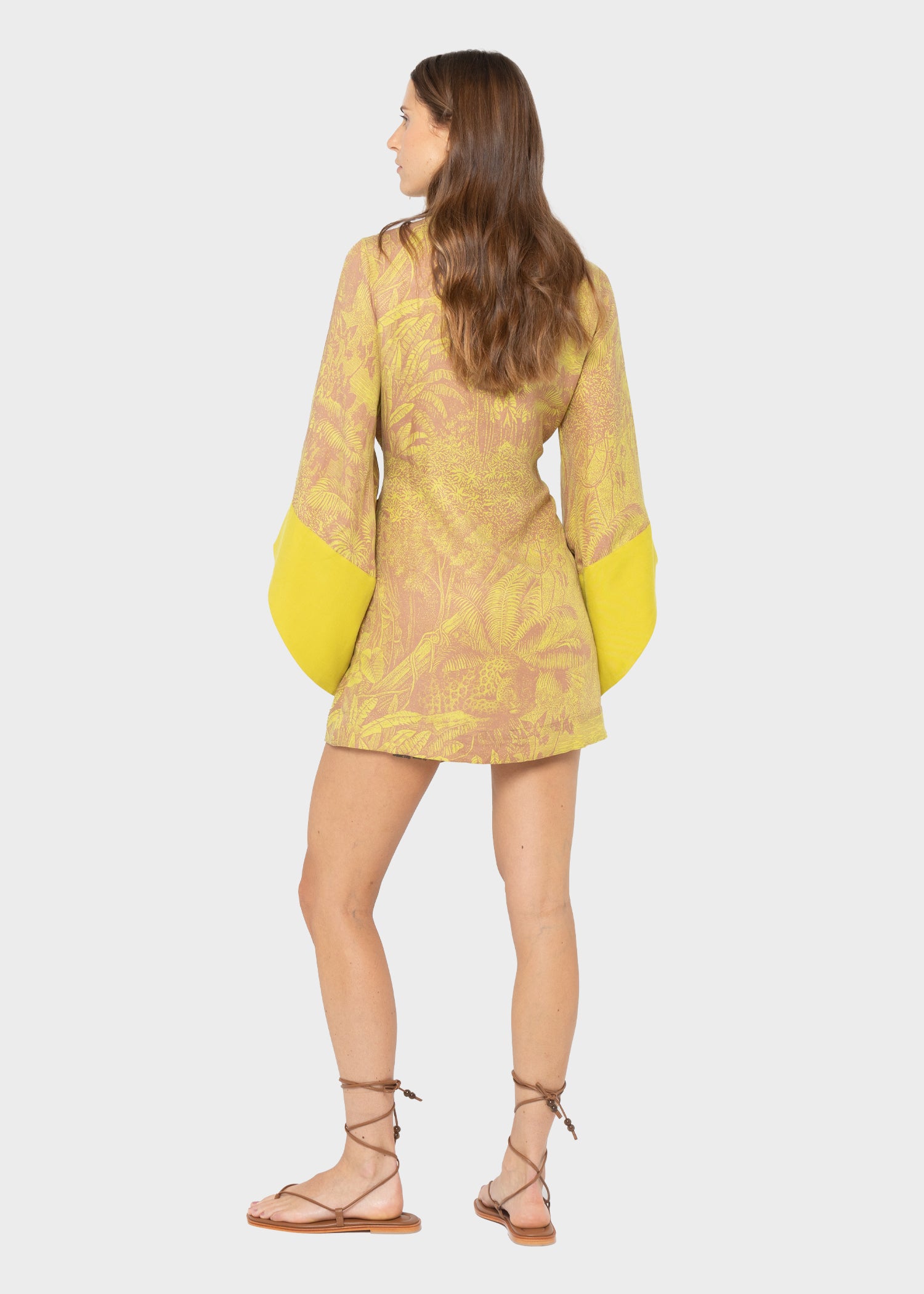 Silva Amara Mini Kimono Robe-niLuu