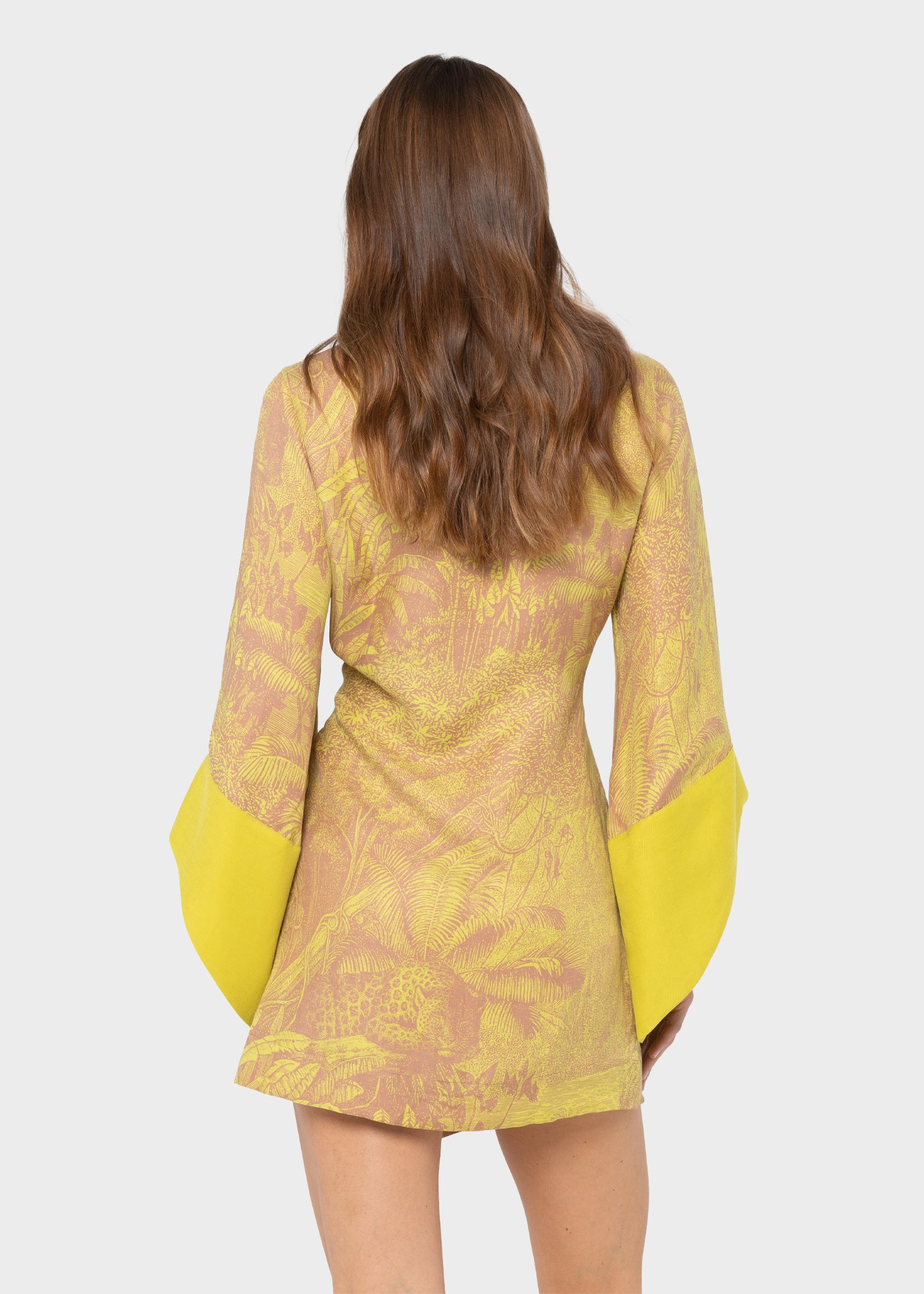 Silva Amara Mini Kimono Robe-niLuu