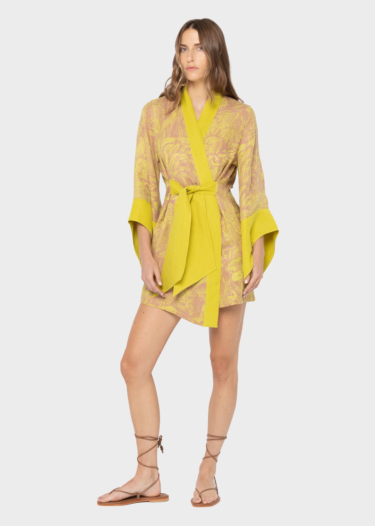 Silva Amara Mini Kimono Robe-niLuu