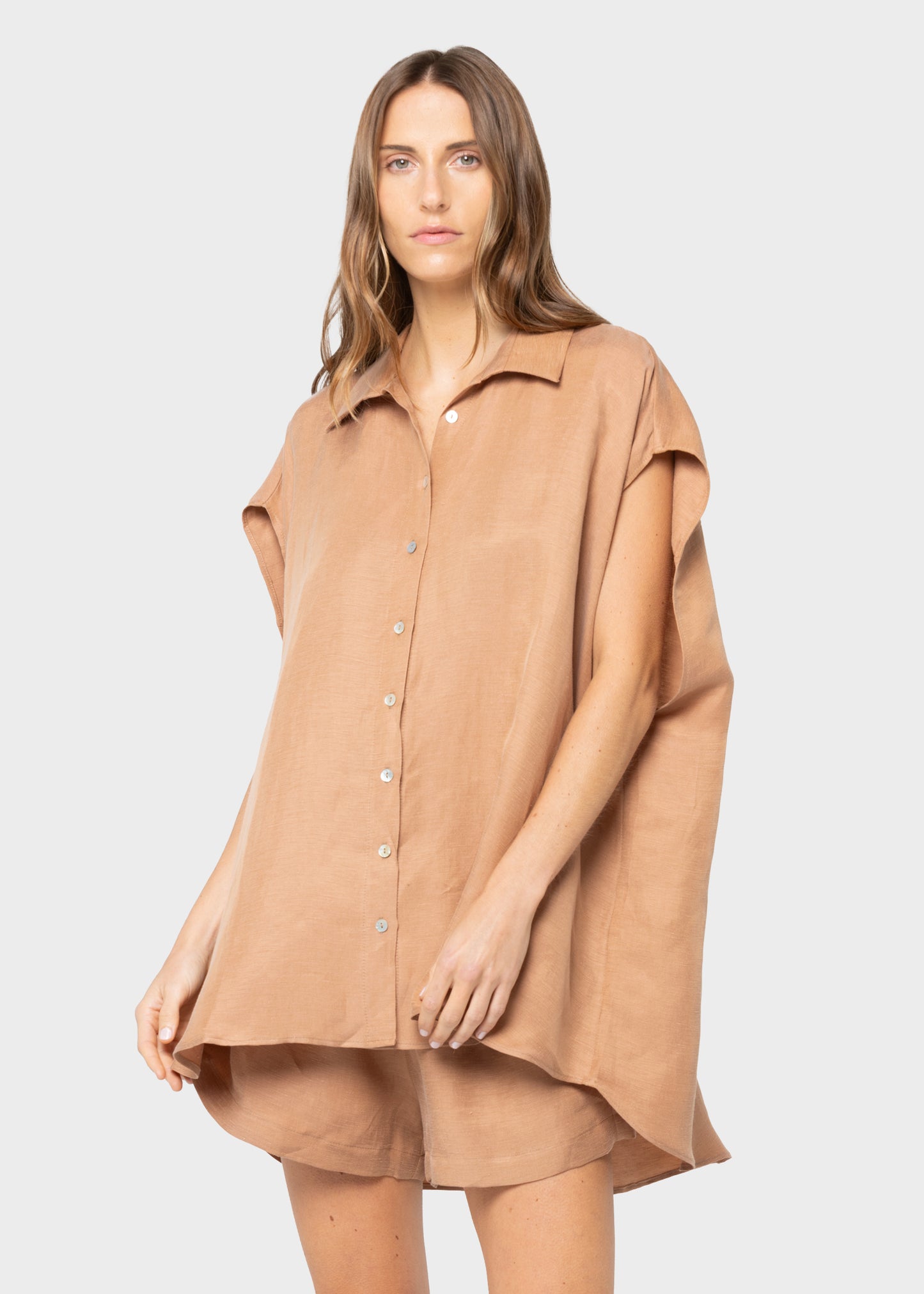 Serengeti Sleeveless Nat Shirt-niLuu