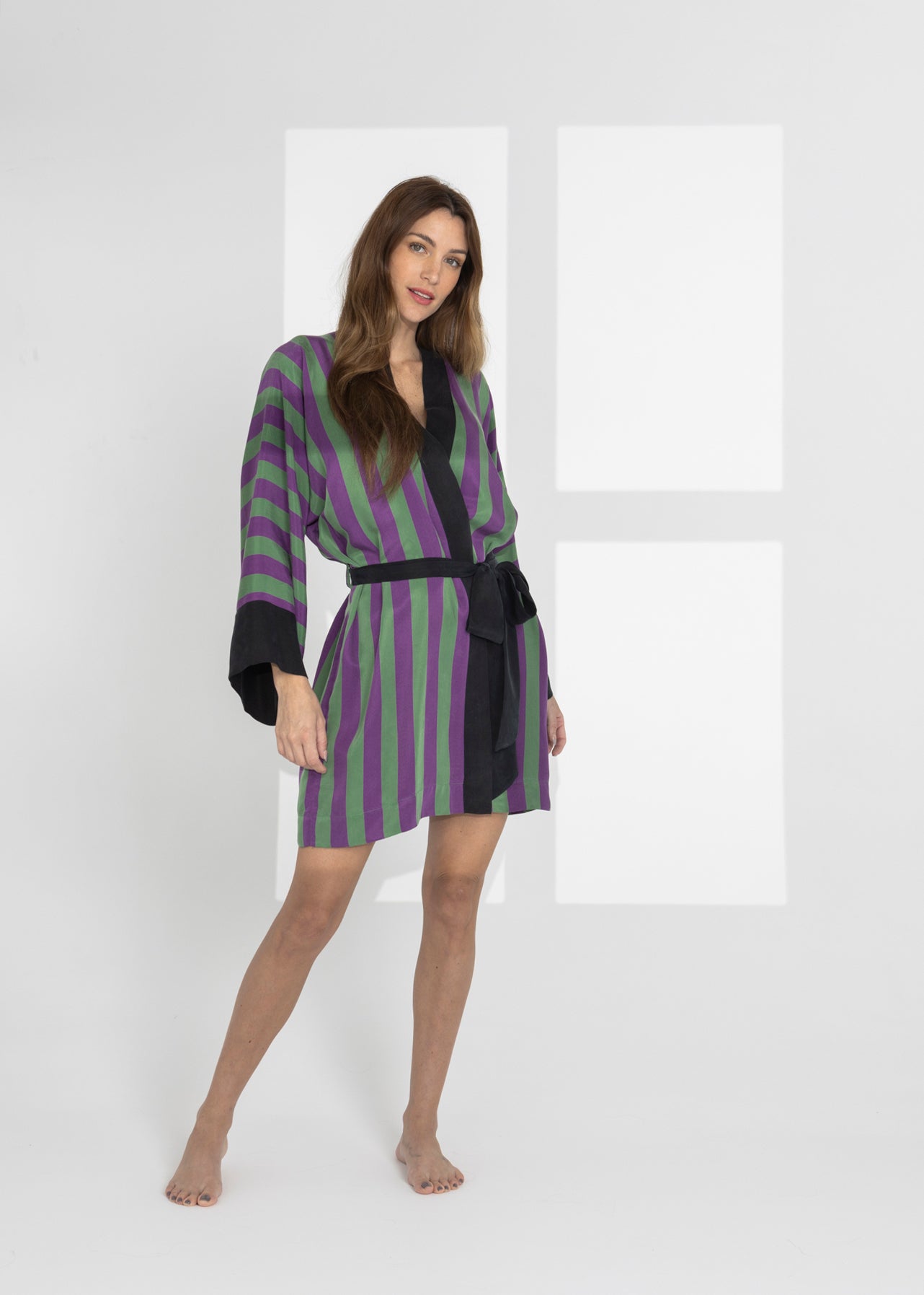 Stevie Mini Kimono Robe-niLuu