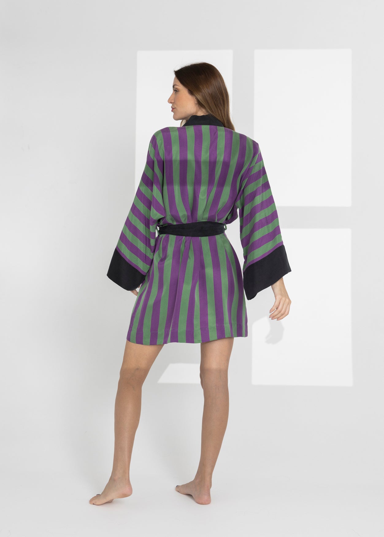 Stevie Mini Kimono Robe-niLuu