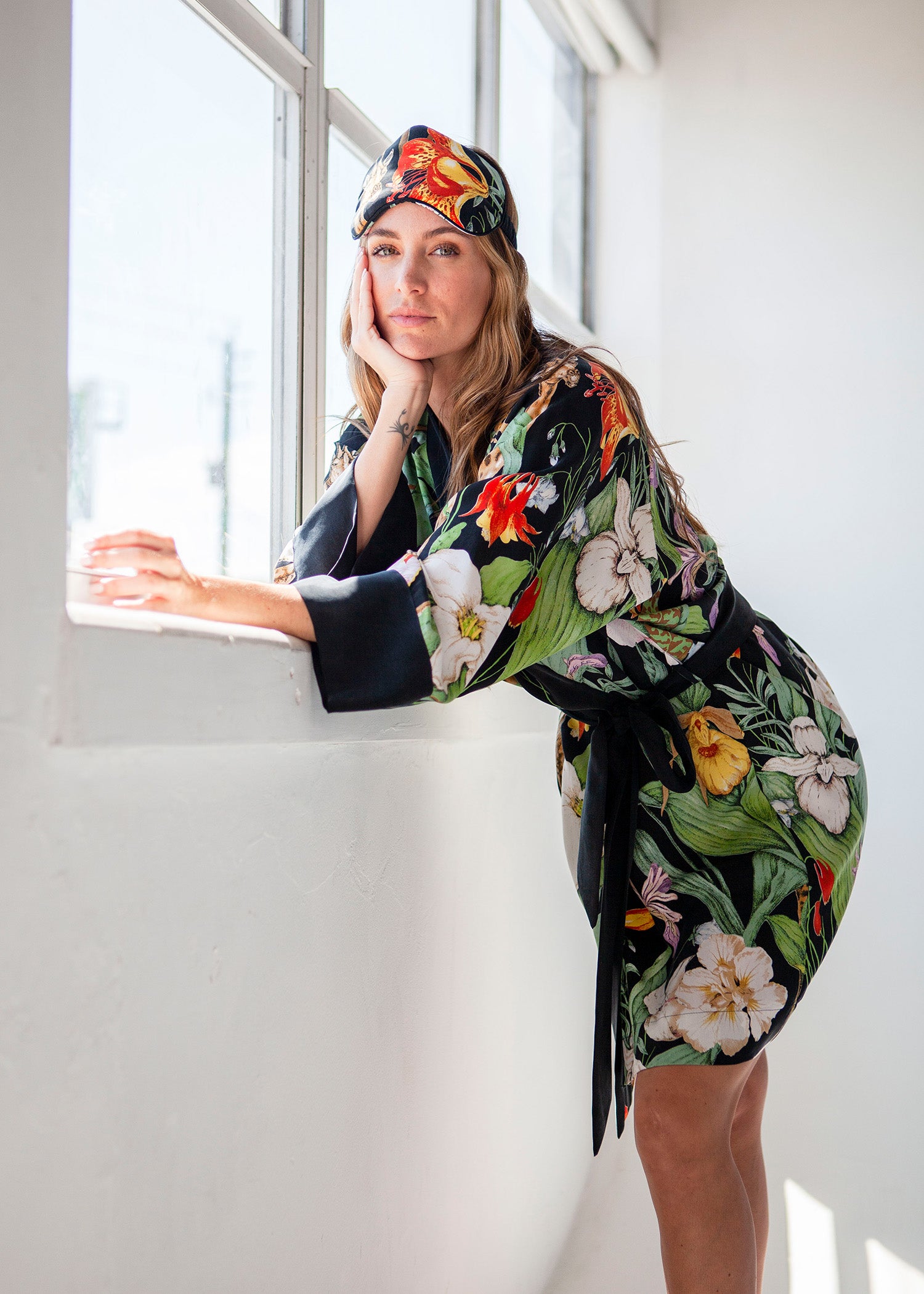 Monroe Mini Kimono Robe-niLuu