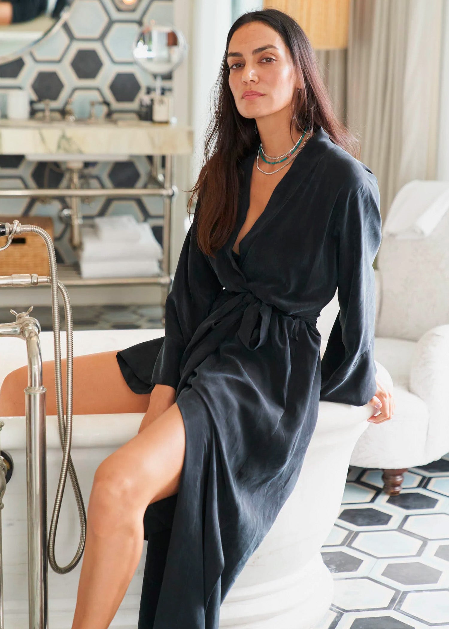 Noir Women Kimono Robe-niLuu