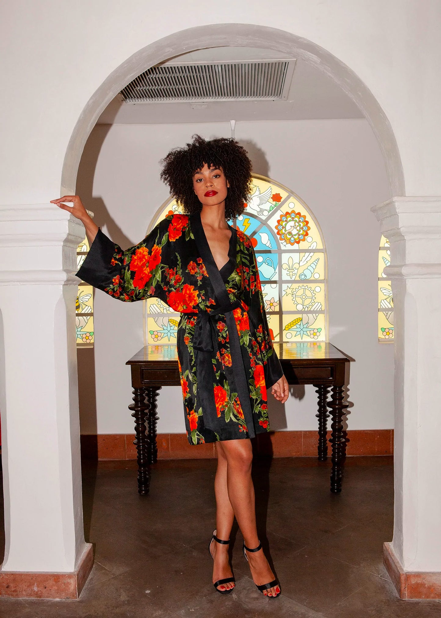 Olivia Mini Kimono Robe-niLuu
