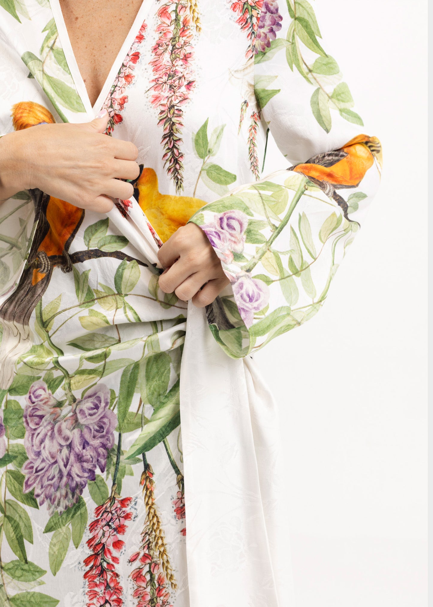 Queen Hera Wrap Dress-niLuu