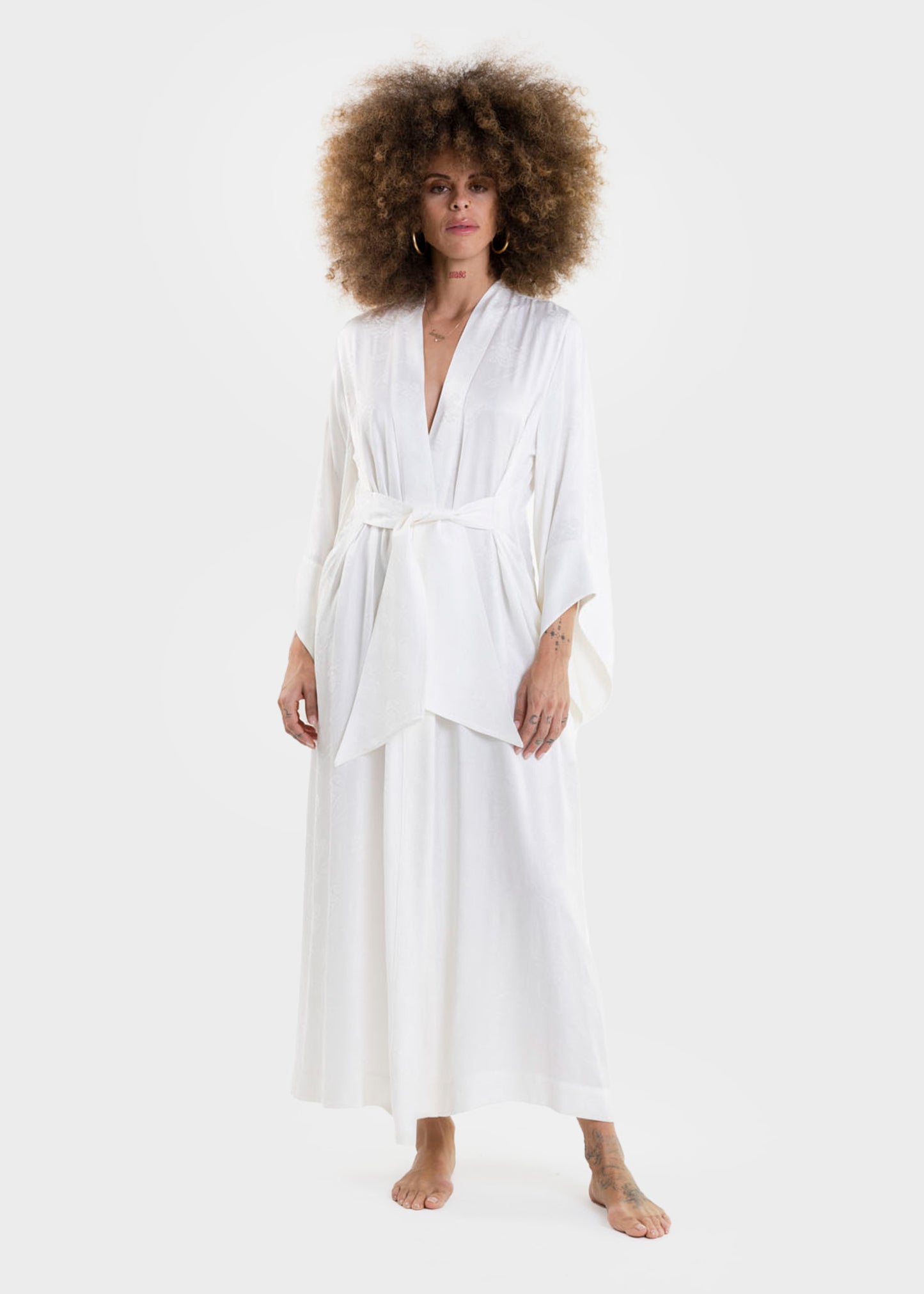 Magnolia Amara Kimono Robe-niLuu