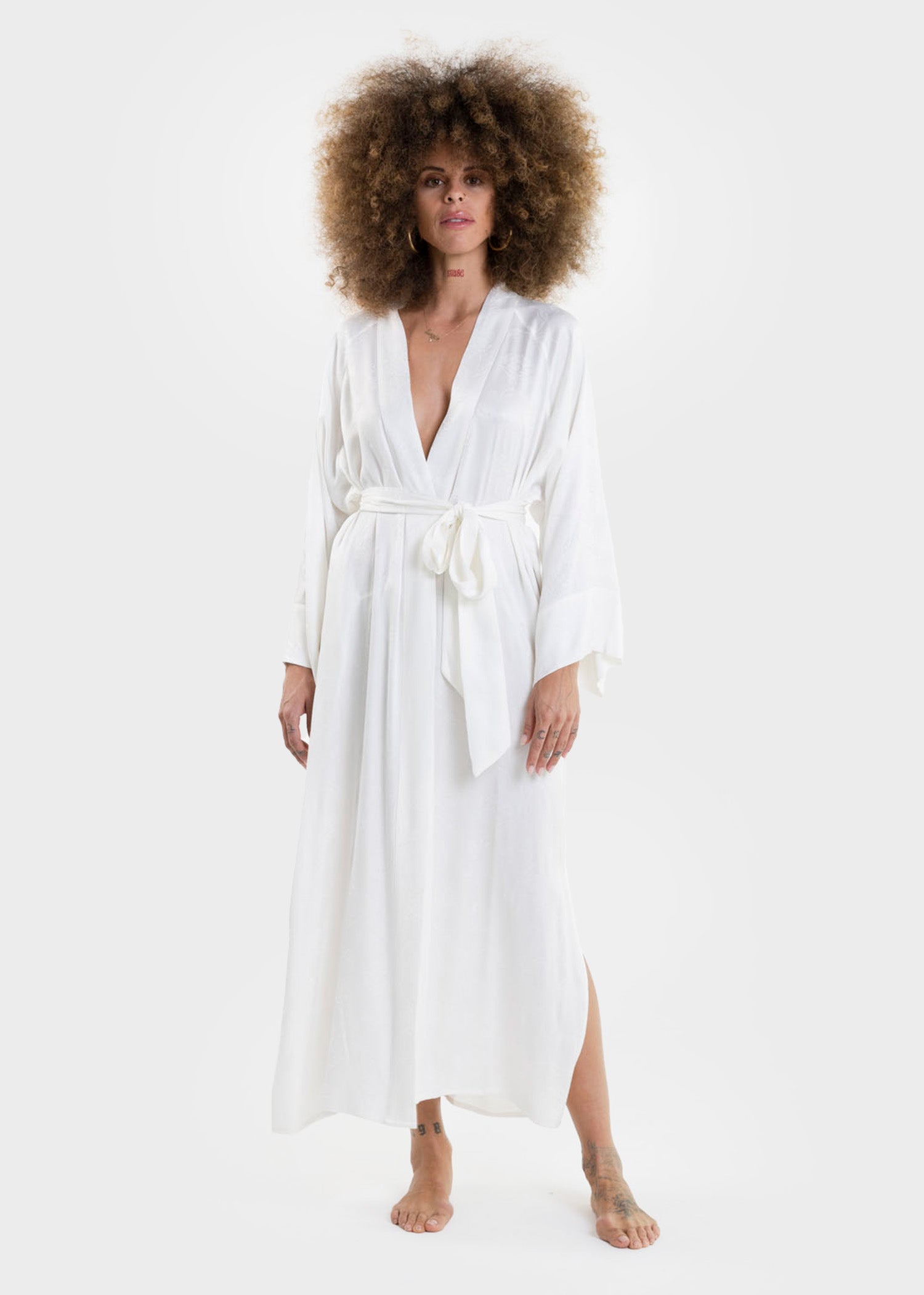 long sleeve floor length kimono dressing gown Long Silk Blend Kimono Robe in Floral Print