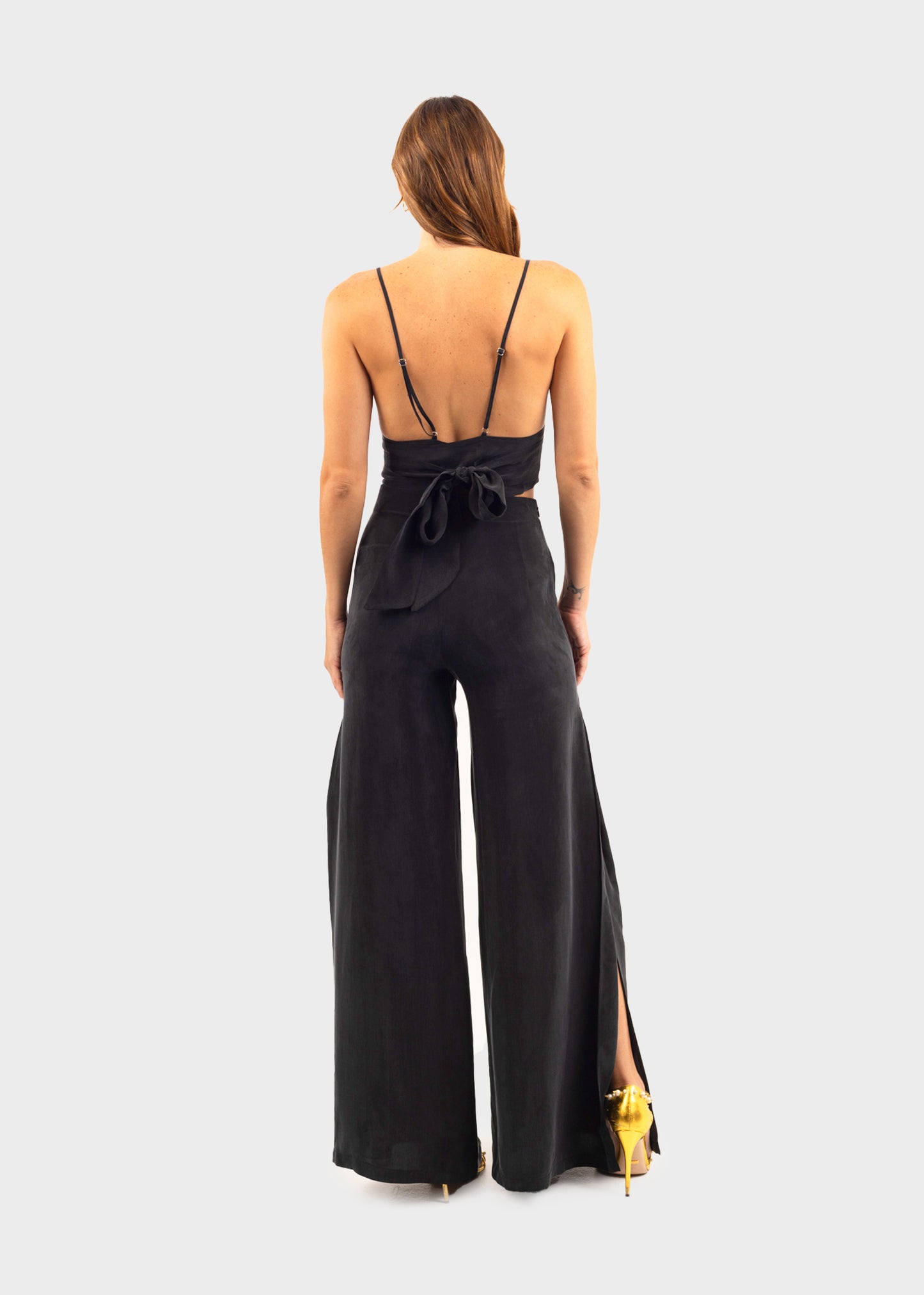 Noir Hera Flared Pants-niLuu