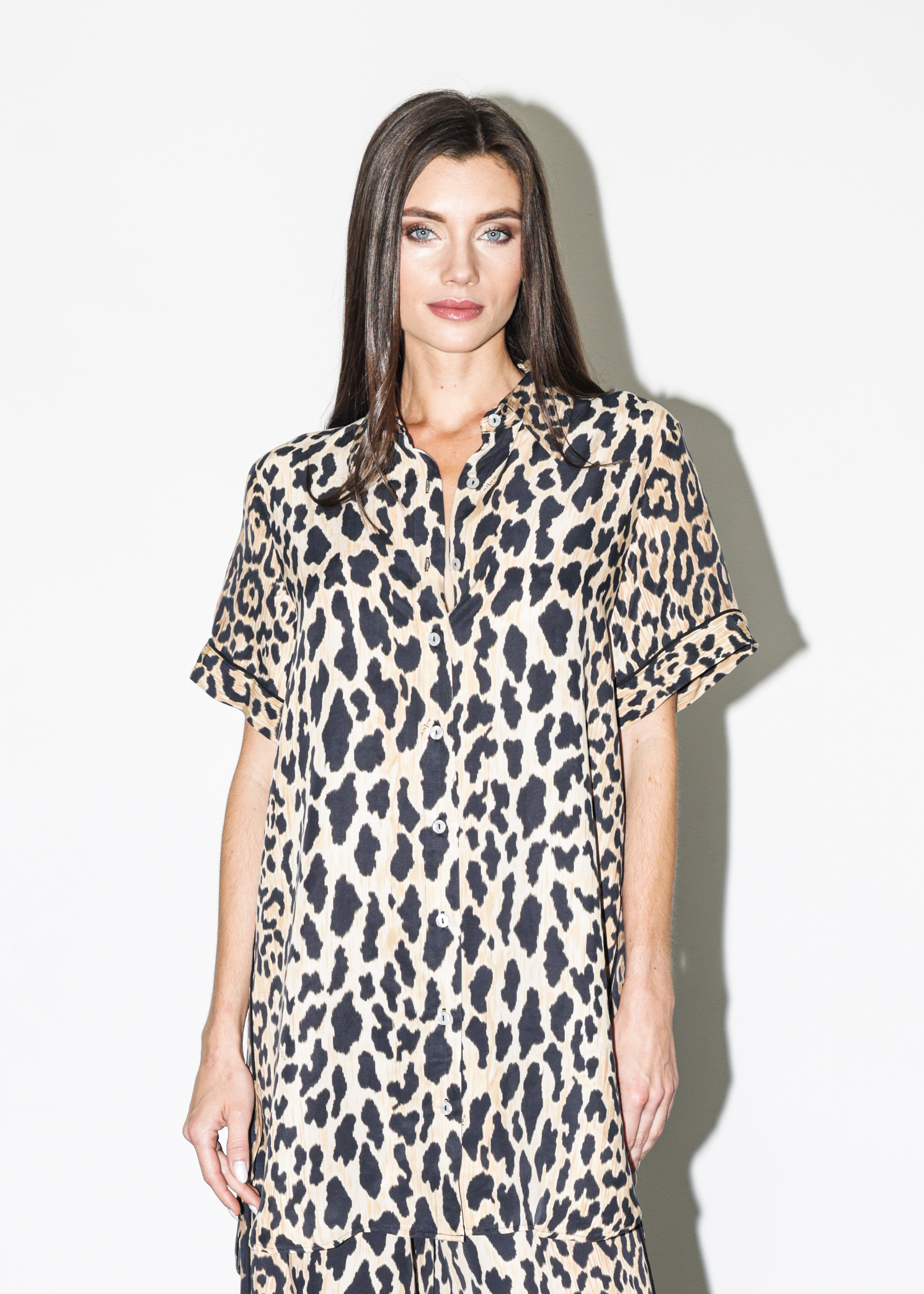 Leo Wildesse Logan Button Down Shirt-niLuu