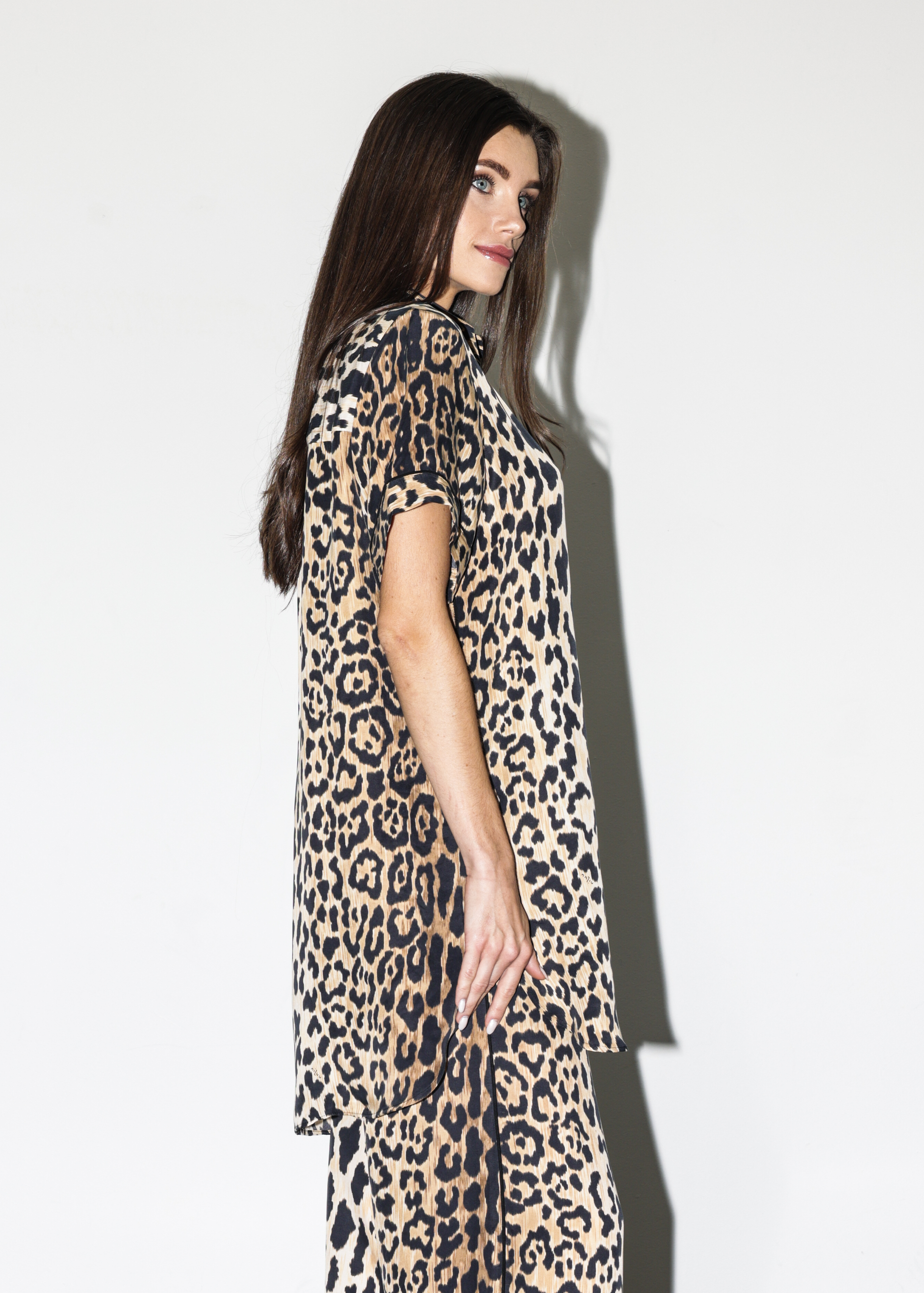 Leo Wildesse Logan Button Down Shirt-niLuu