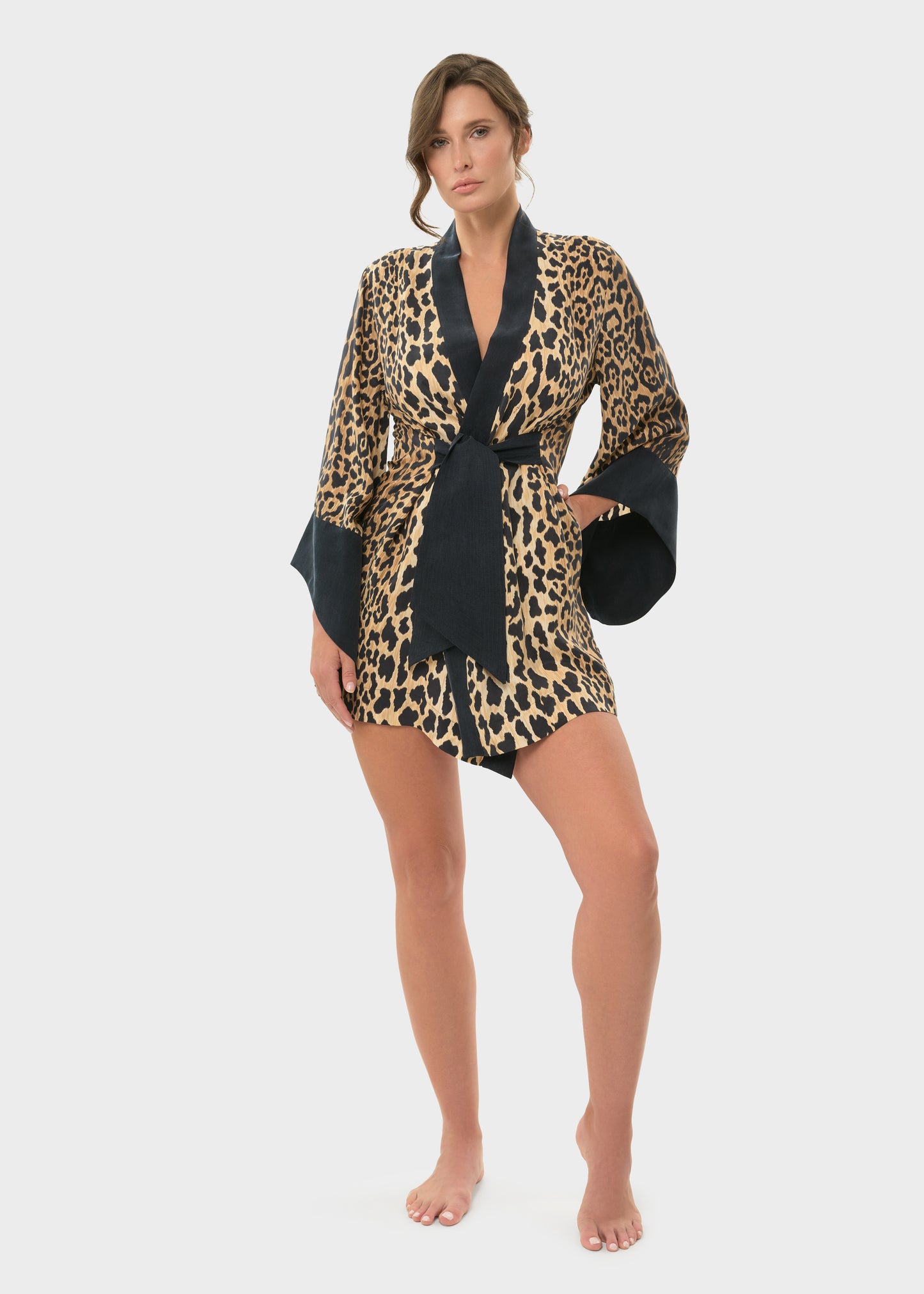 Leo Amara Mini Kimono Robe