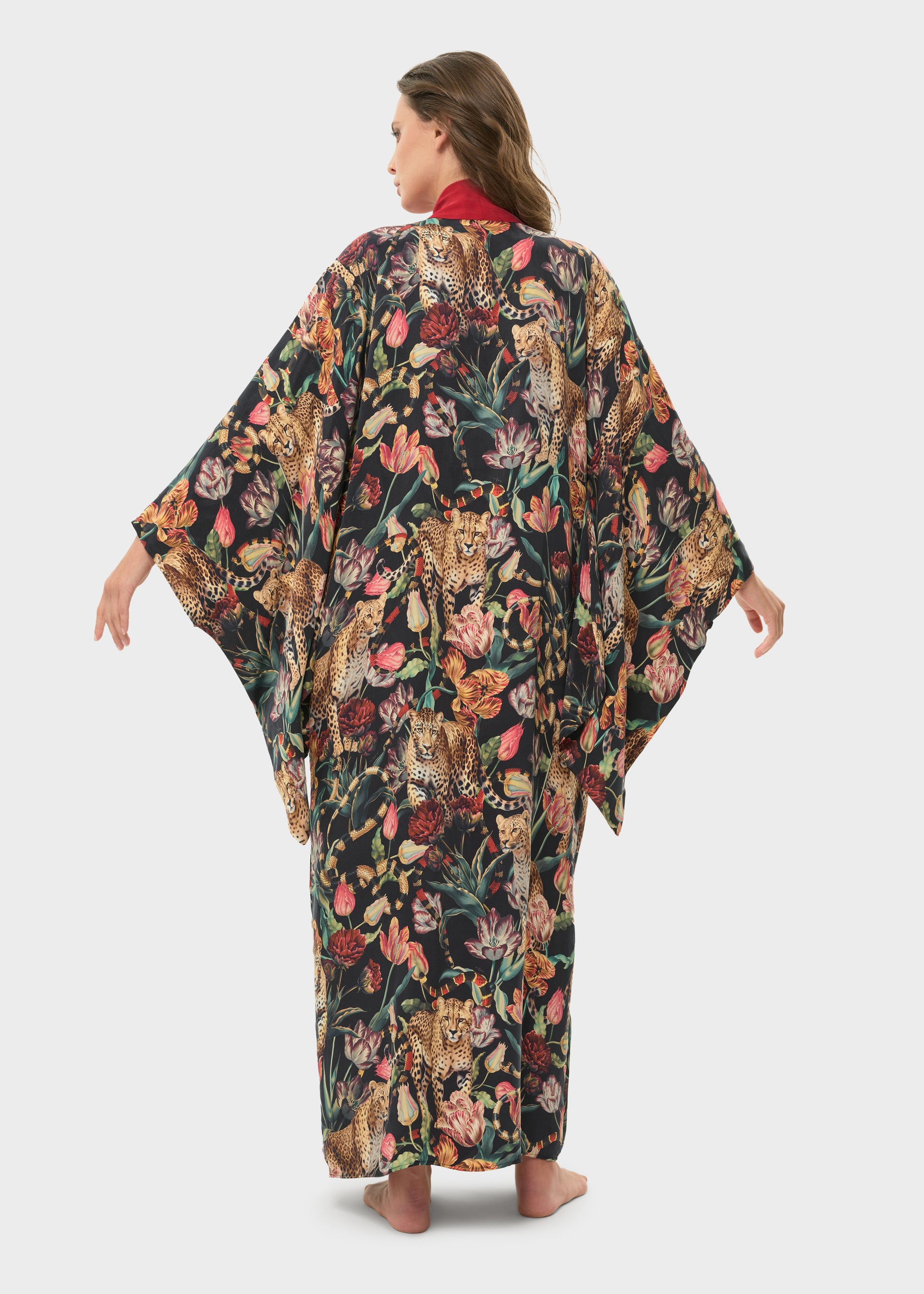 Presley Mystique Anya Oriental Kimono-niLuu