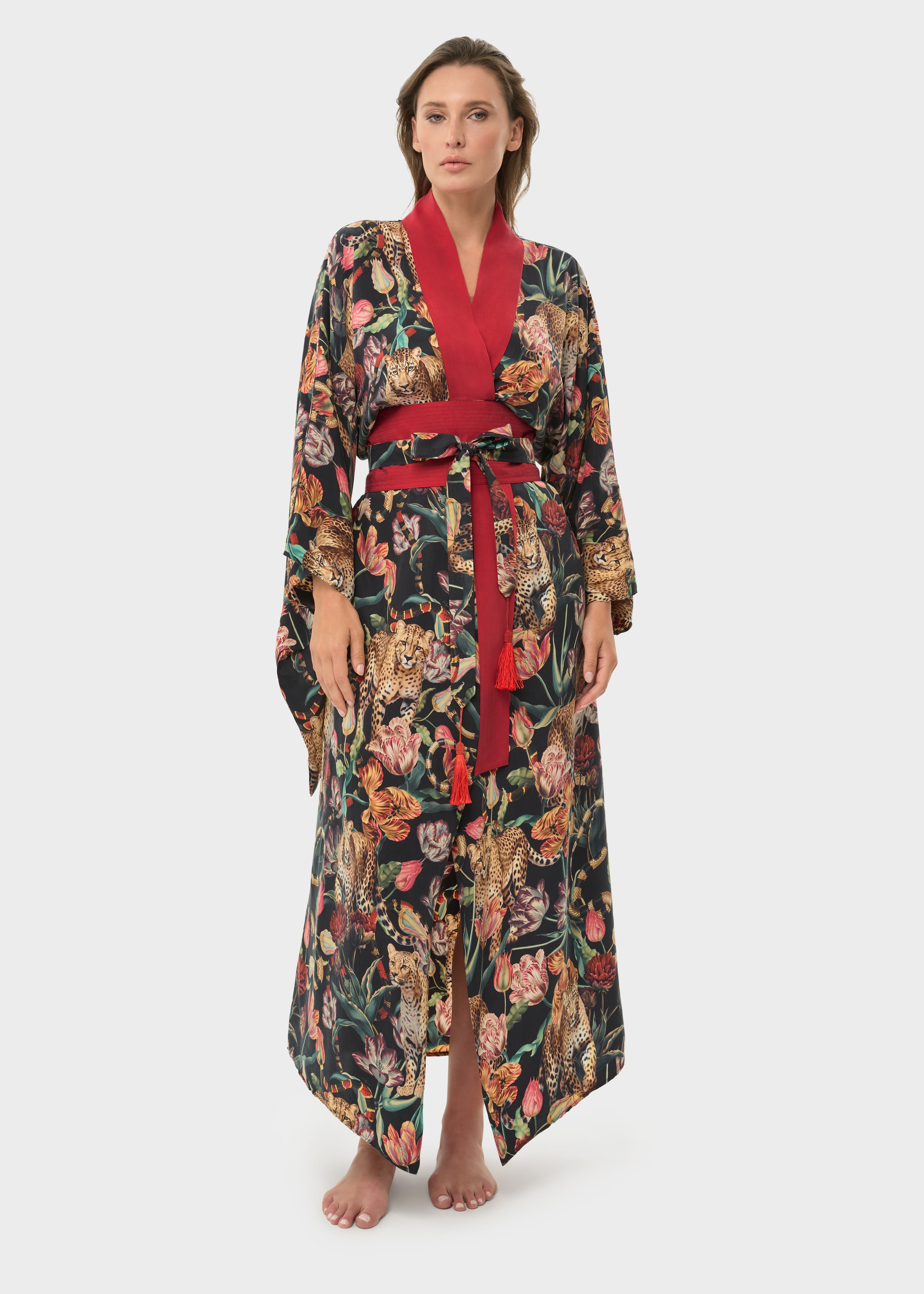 Presley Mystique Anya Oriental Kimono-niLuu