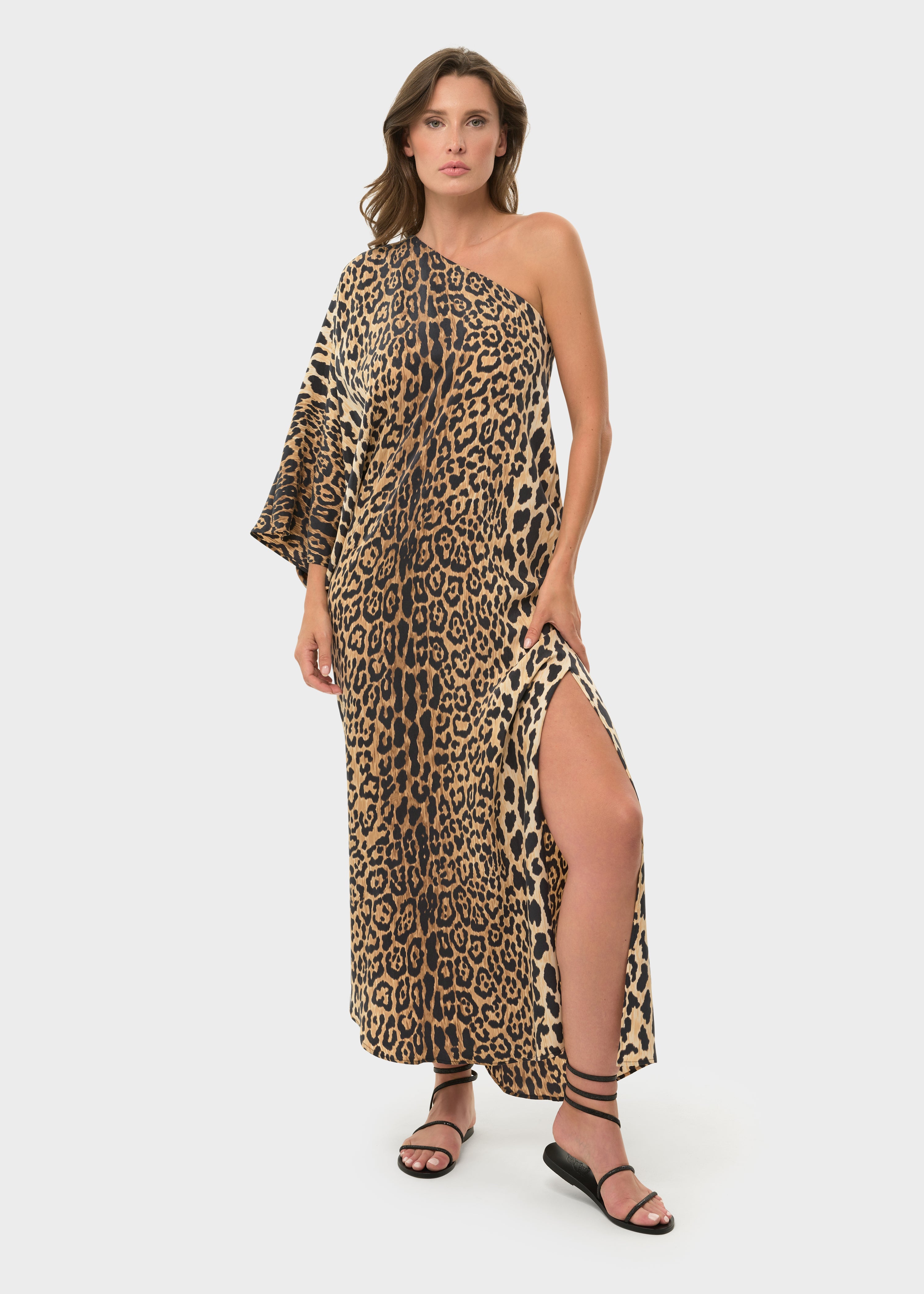 Leo Mystique One Shoulder Maxi Dress-niLuu