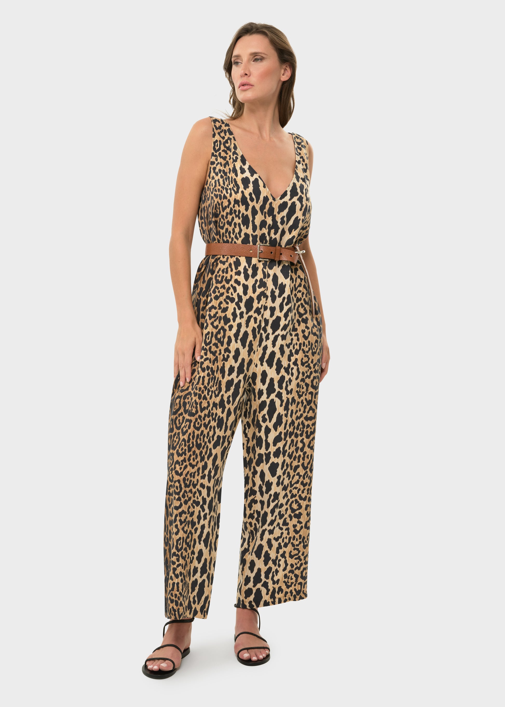 Leo Mystique Low V Jumpsuit-niLuu