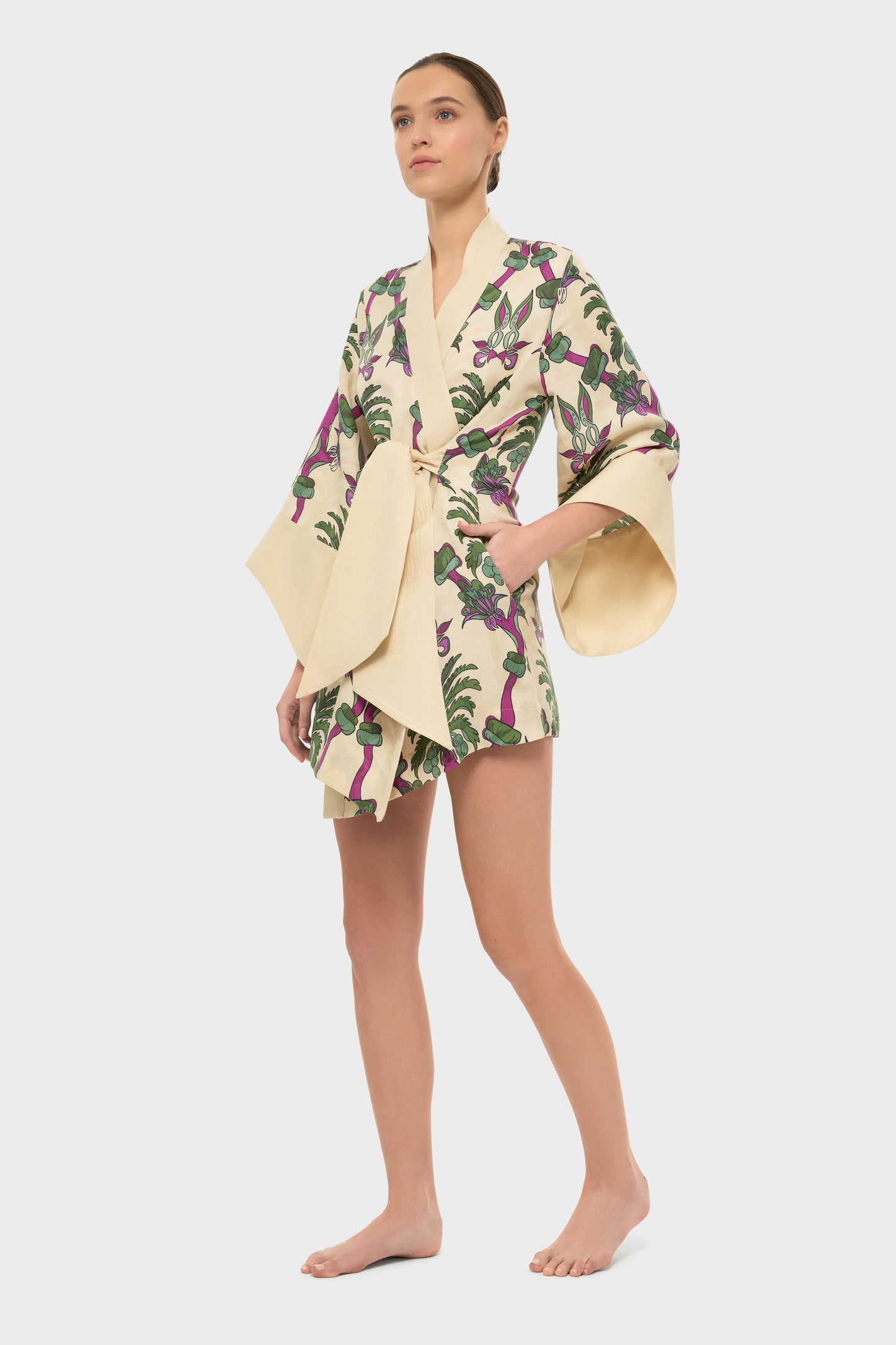 Palmera Amara Mini Kimono Robe-niLuu