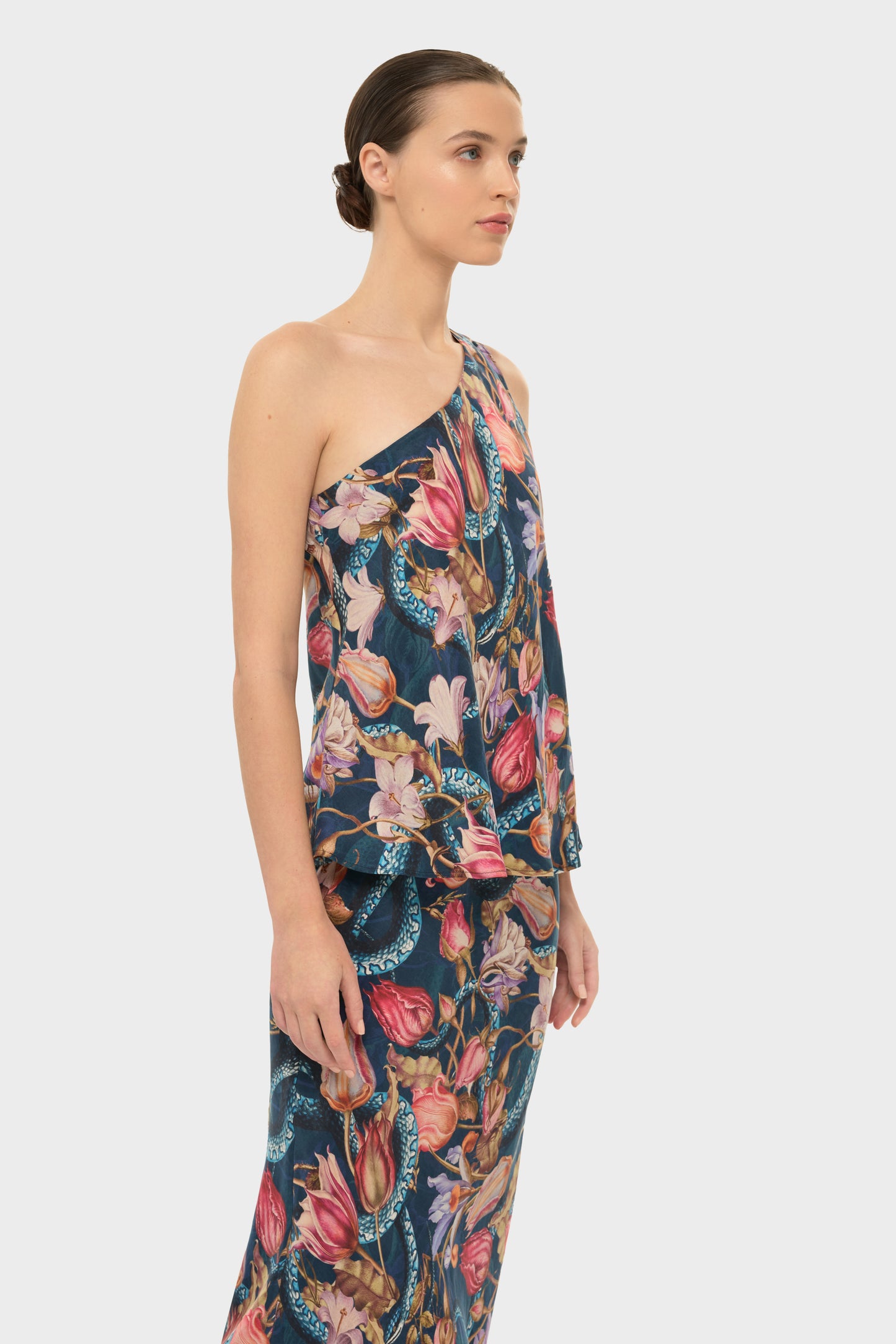 Jackson AquaFlora Iris One Shoulder Top-niLuu