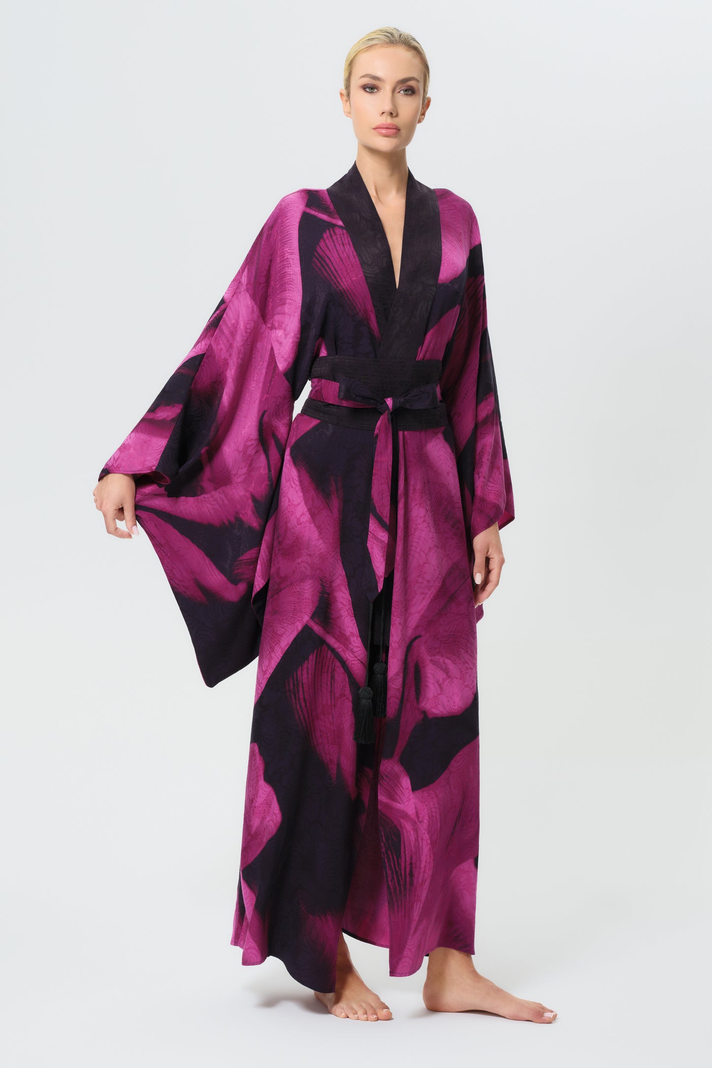 Sophia Anya Oriental Kimono
