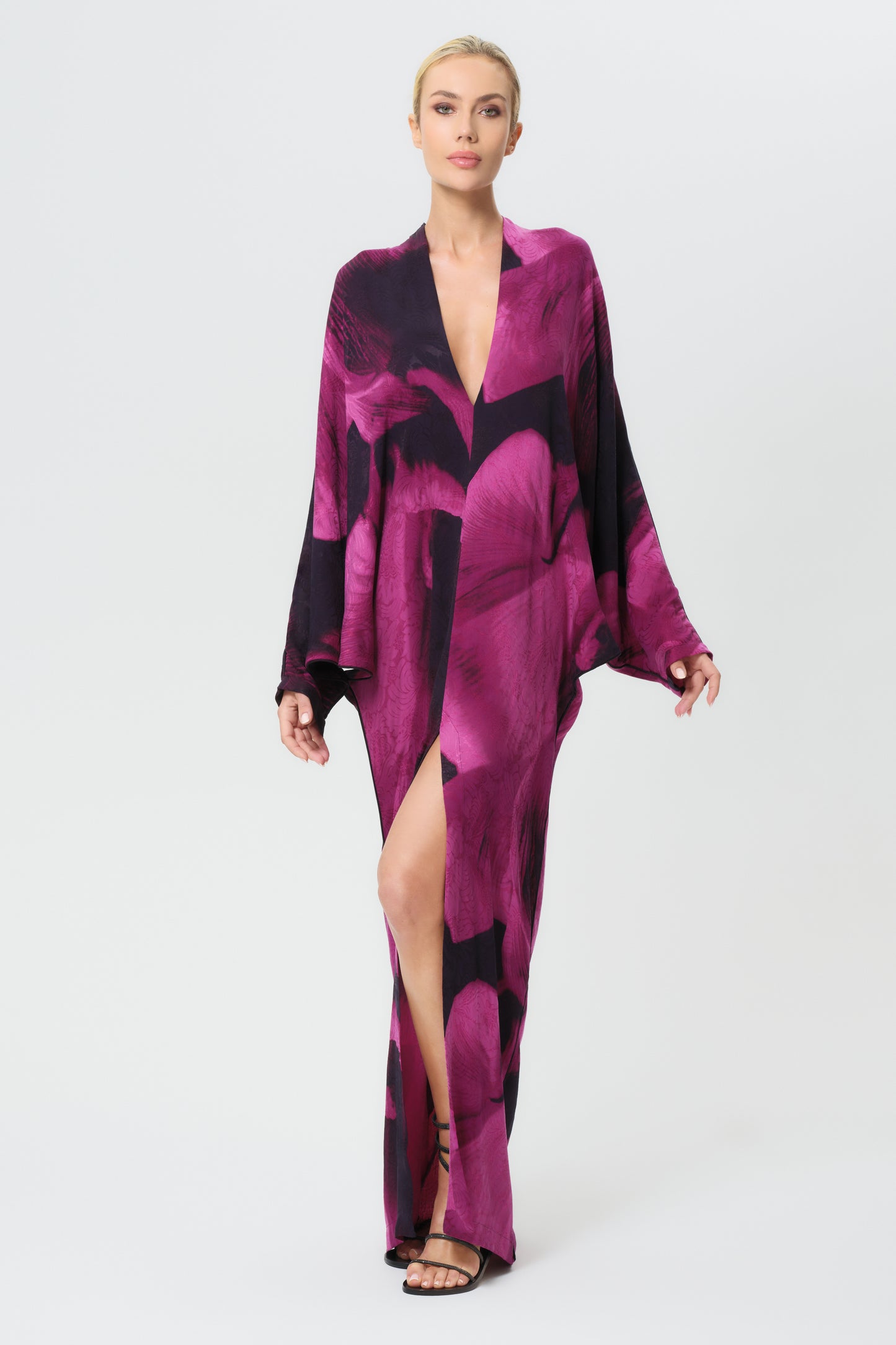 Sophia Calypso Taylor Bat Sleeve Dress-niLuu