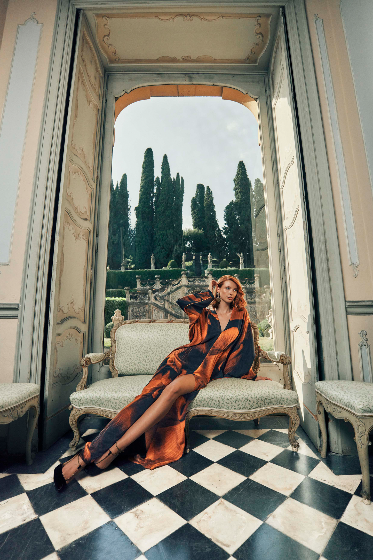 Loren Calypso Taylor Bat Sleeve Dress-niLuu