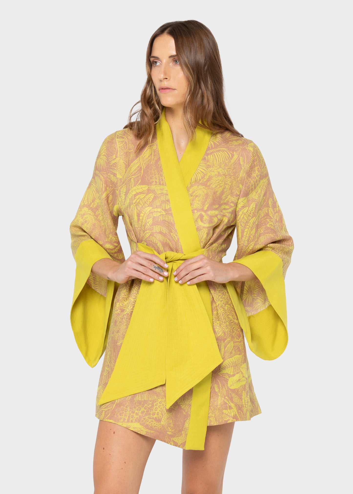 Amara Mini Kimono Robe