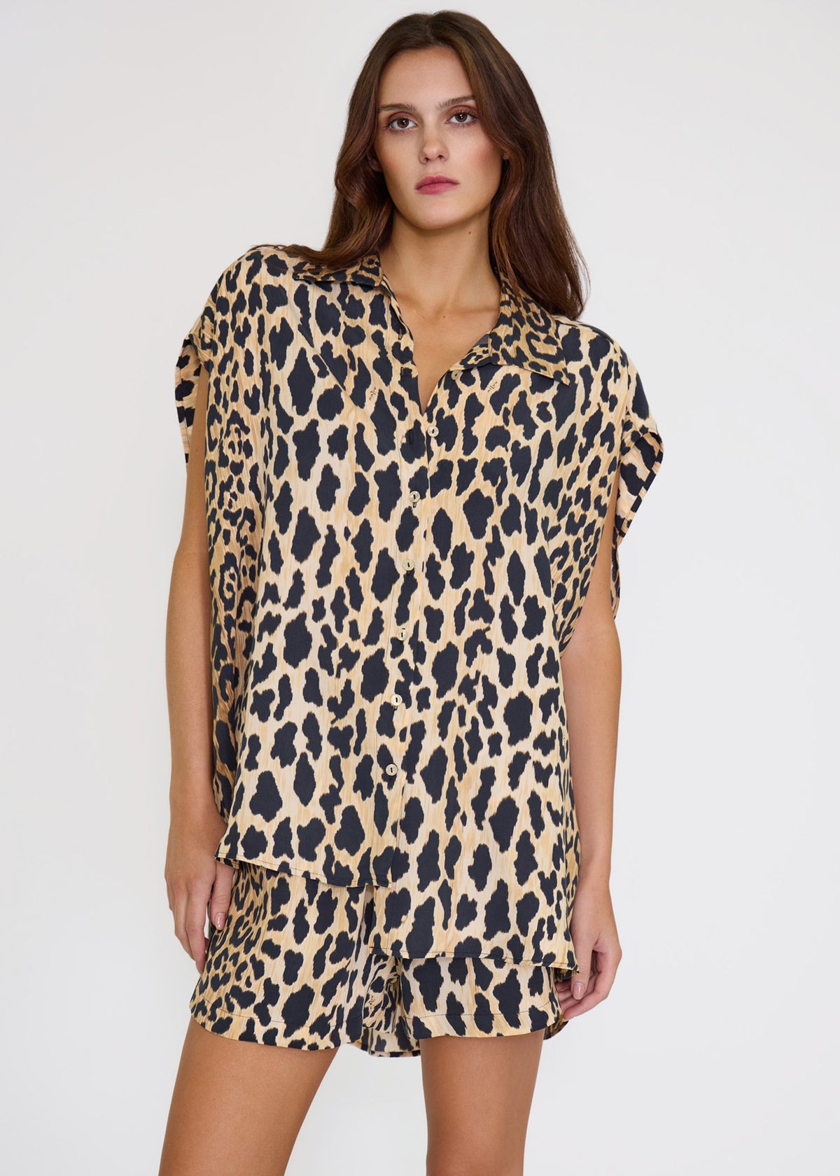 Leo Eden Sleeveless Nat Shirt