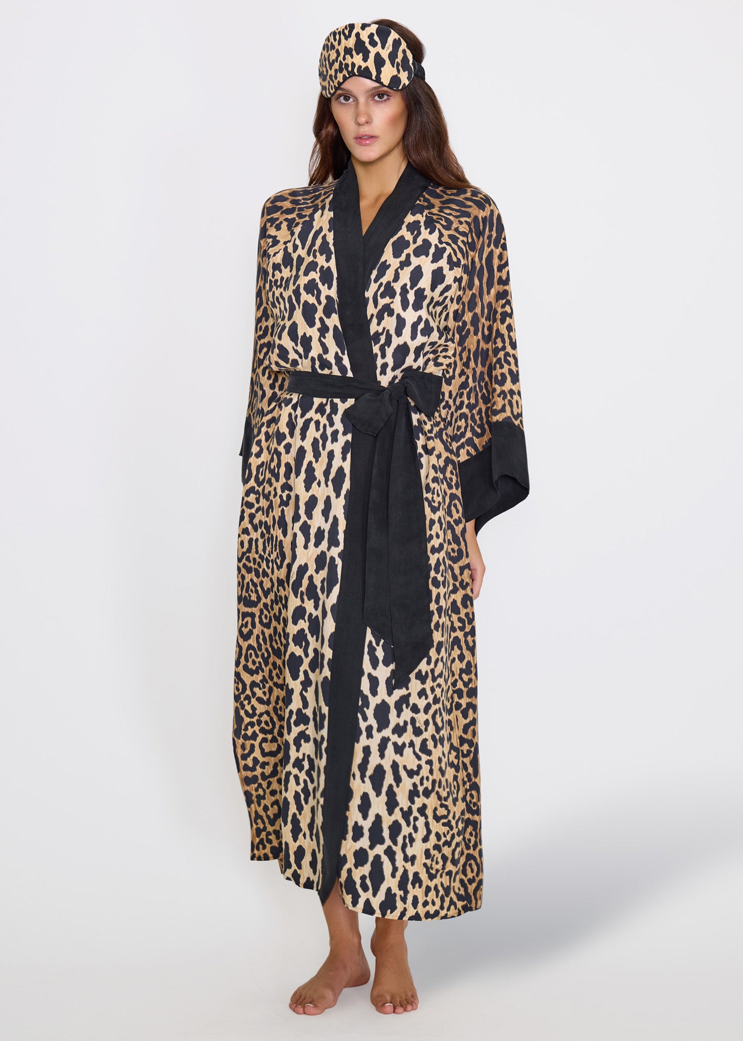 Leo Sleep Mask + Women Kimono Robe