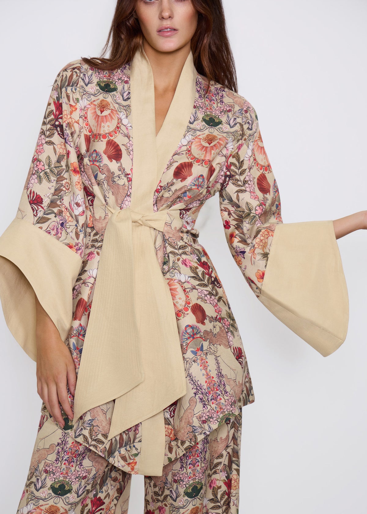 Prince Amara Mini Kimono Robe
