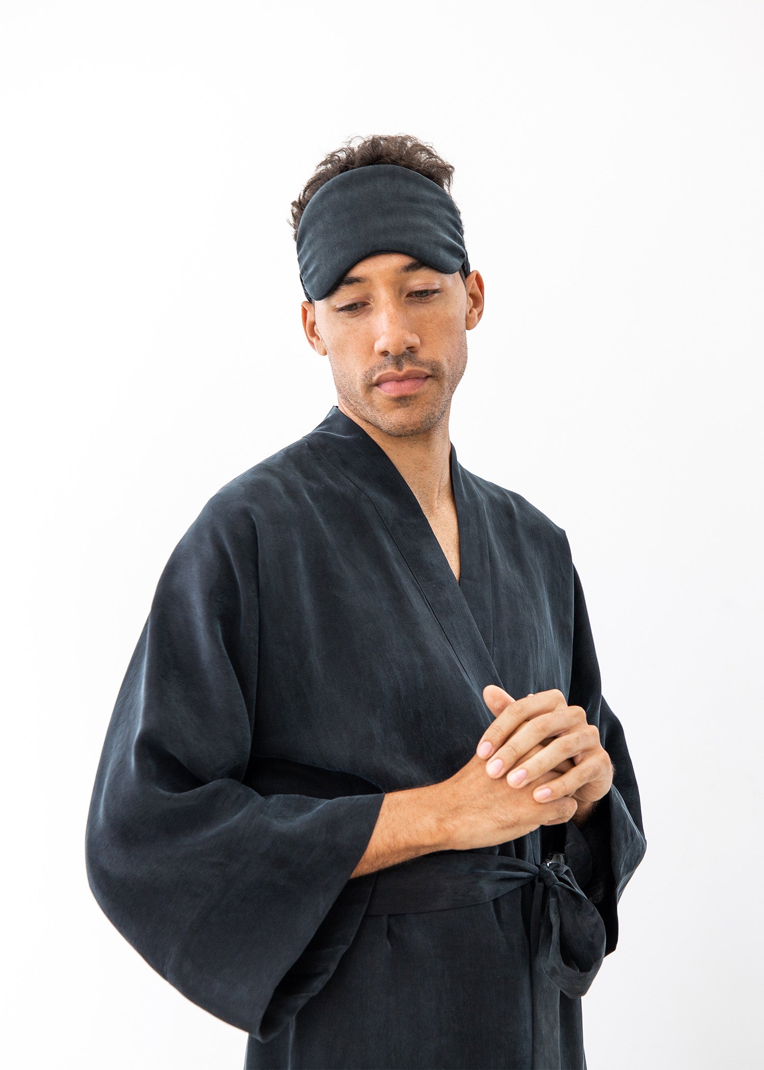 Noir Men Kimono Robe - sustainable vegan silk for the modern you