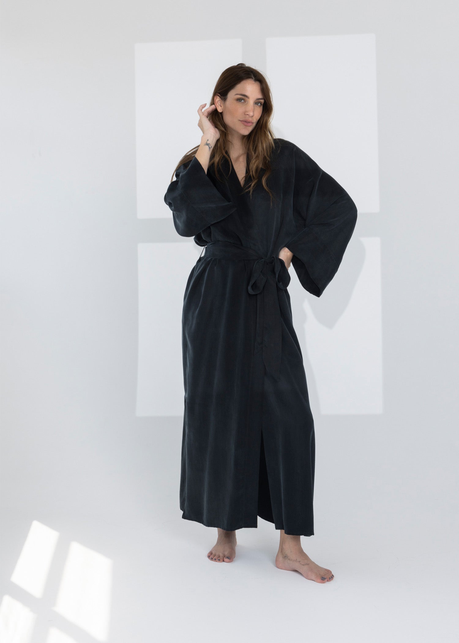 Noir Women Kimono Robe-niLuu