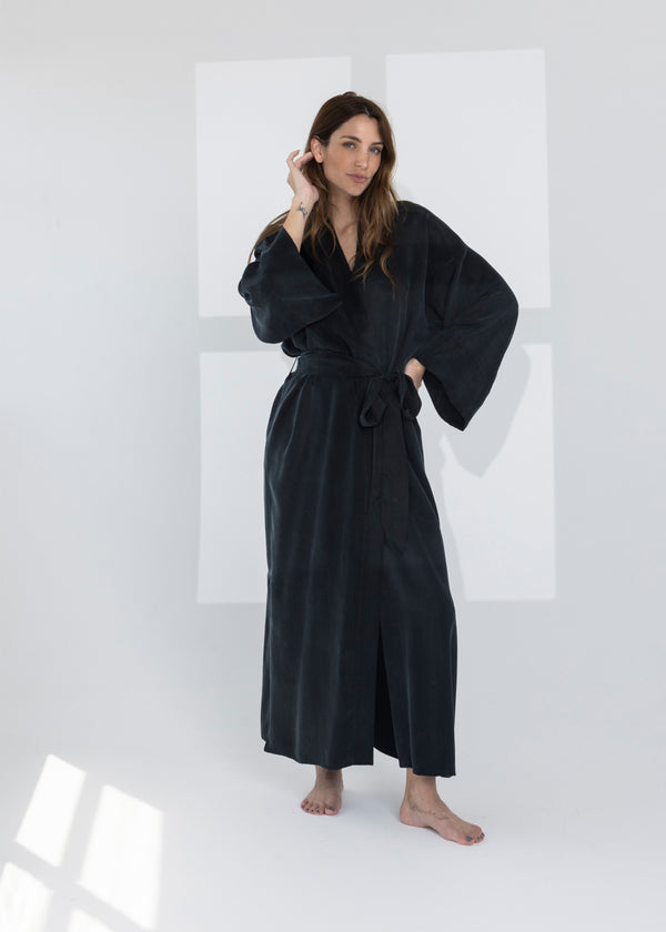 Women Kimono Robe in vegan silk with relaxed silhouette for everyday wear