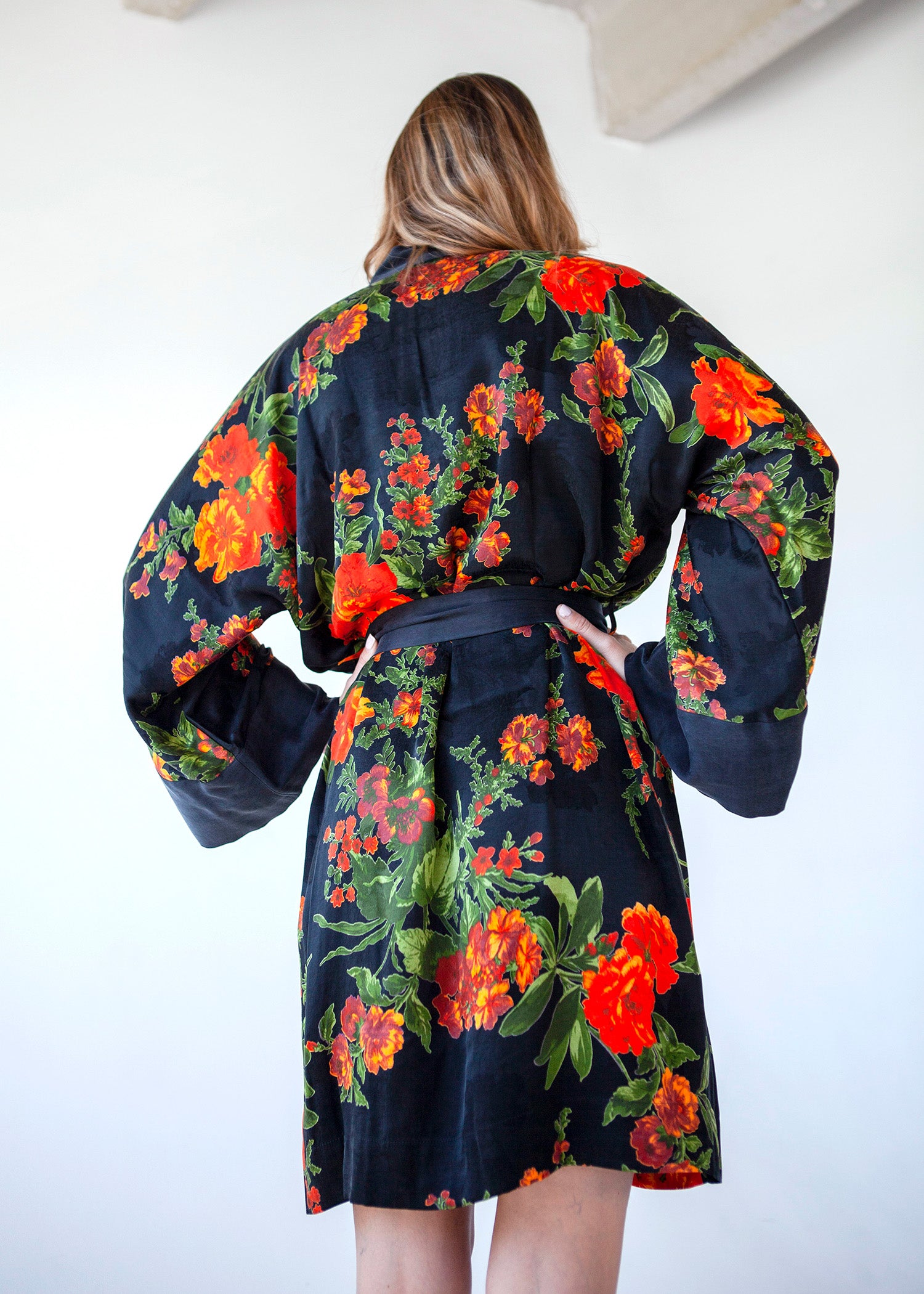 short silk kimono dressing gown Ledamon Women's Kimono Short Robe Nightgown Bathrobe Sleepwear (Black) at Amazon Women's Clothing store
